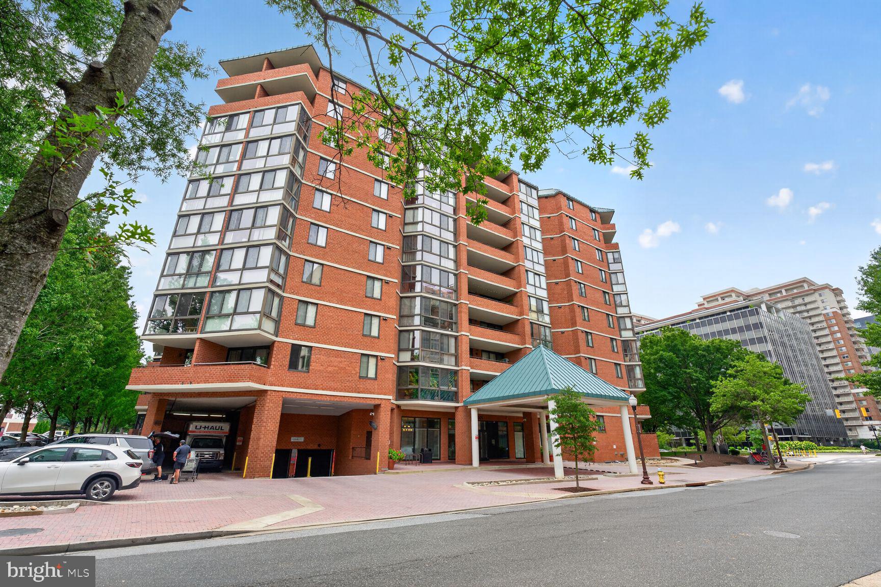 1001 N RANDOLPH STREET 106