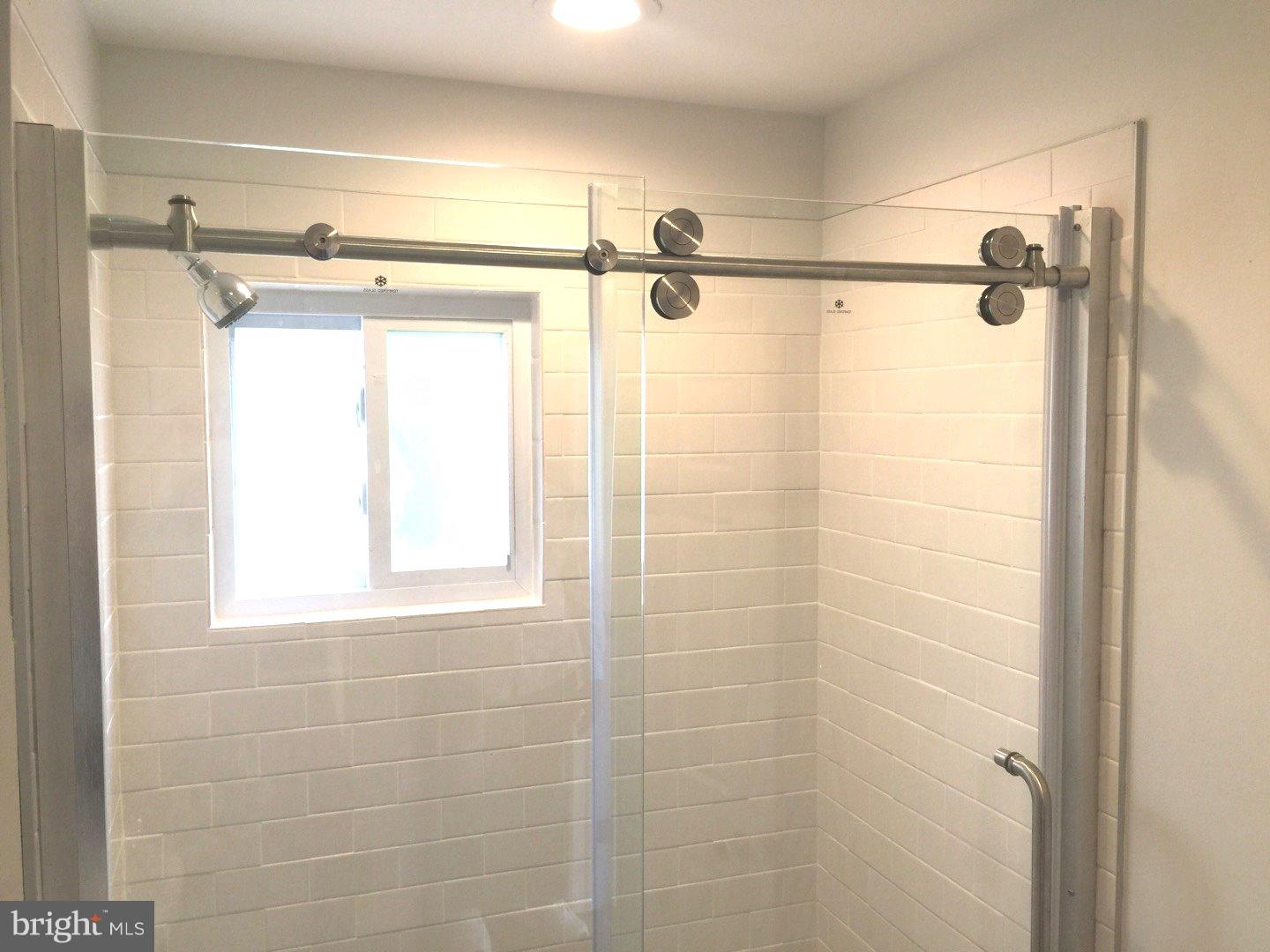 OLDE KENSINGTON - Residential Lease