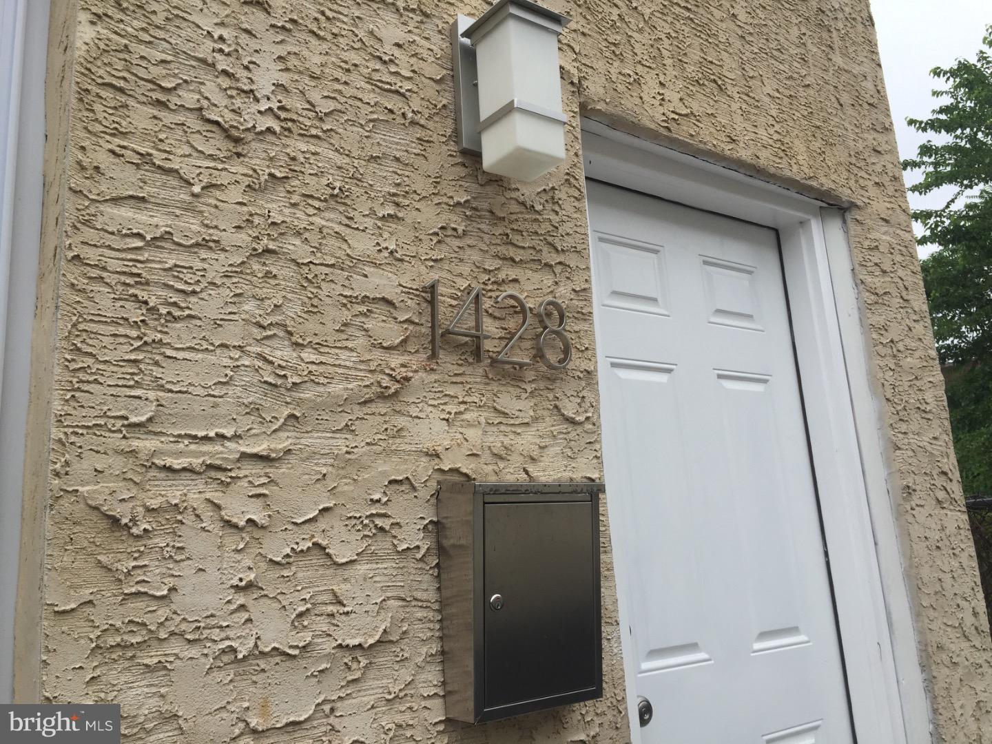 OLDE KENSINGTON - Residential Lease