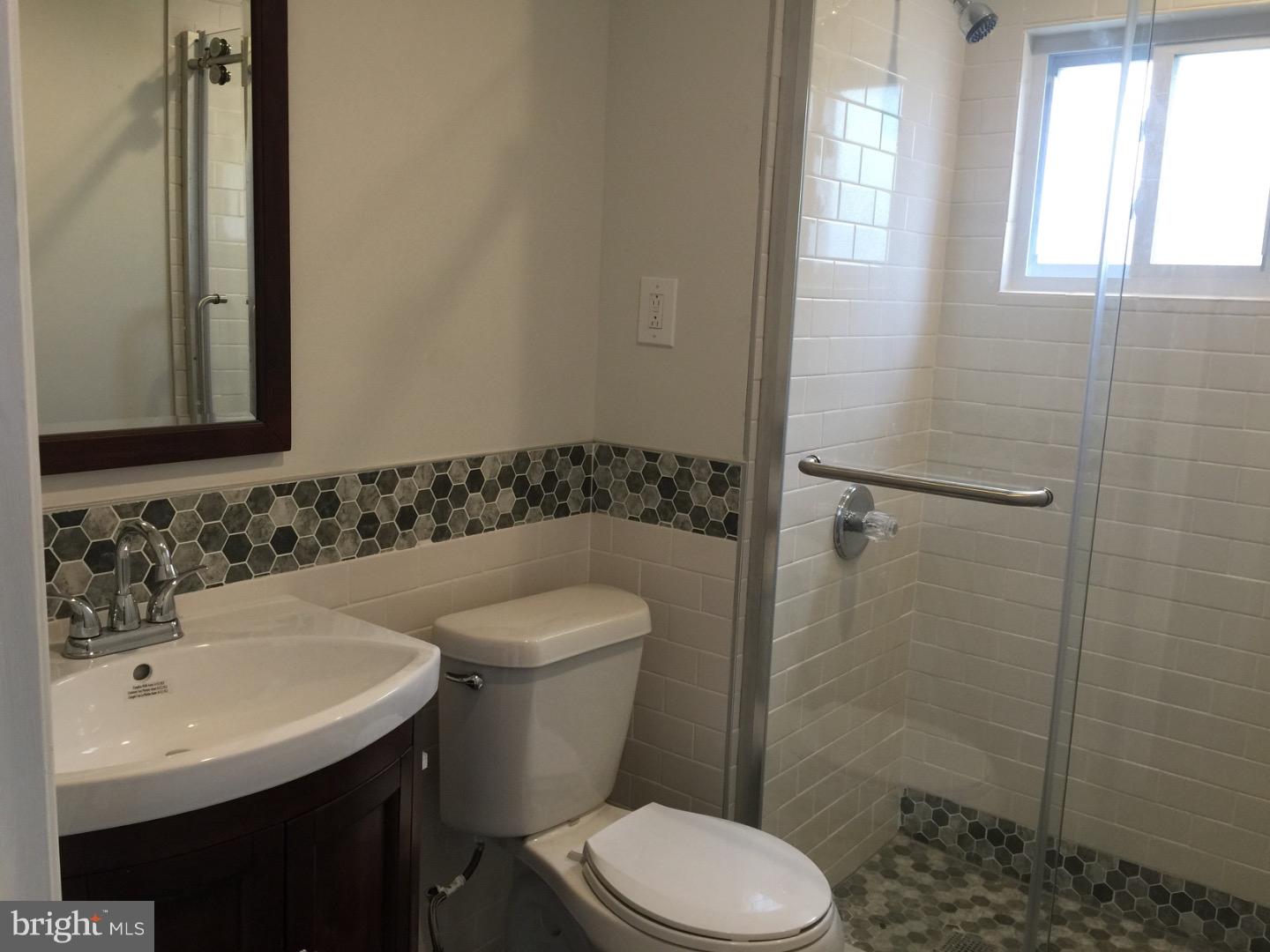 OLDE KENSINGTON - Residential Lease