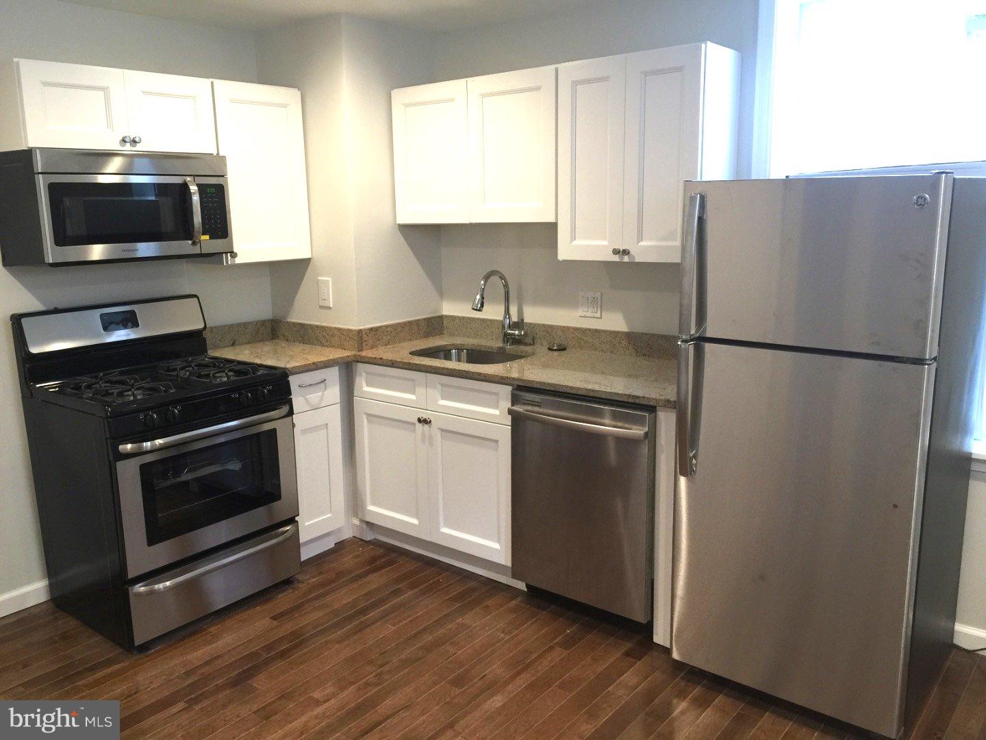 OLDE KENSINGTON - Residential Lease