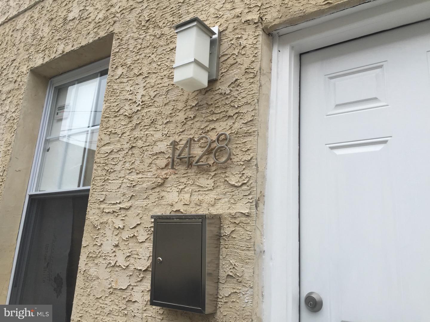 OLDE KENSINGTON - Residential Lease