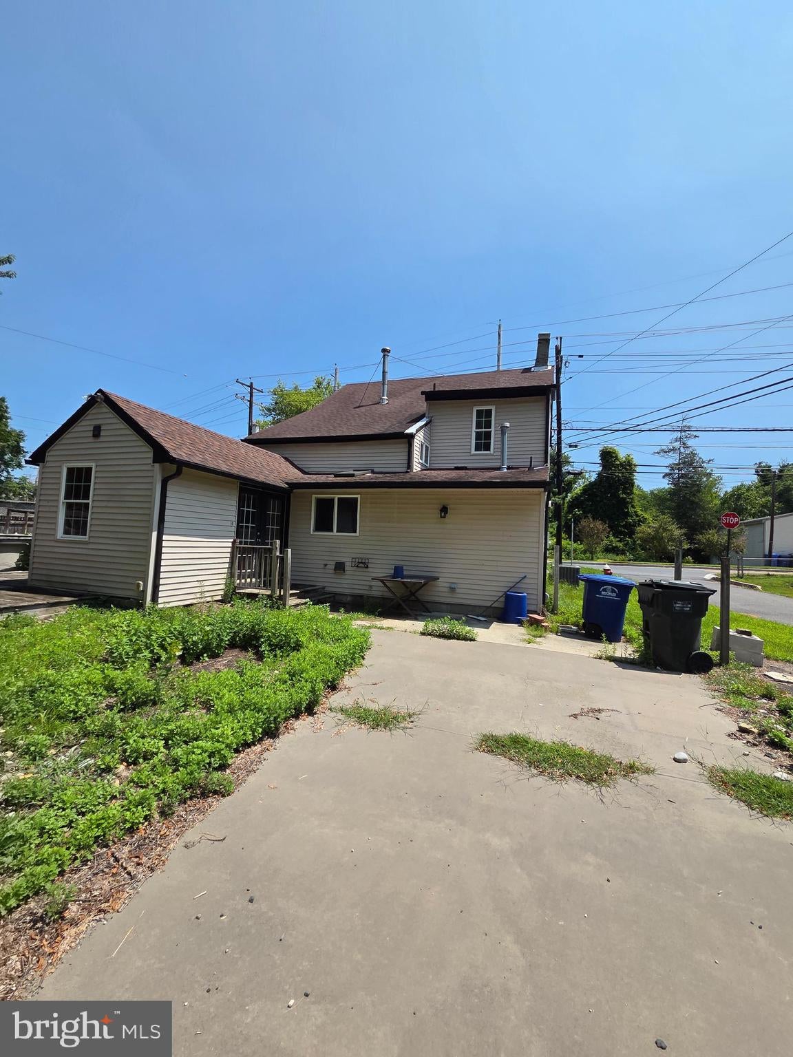 549 MAIN STREET