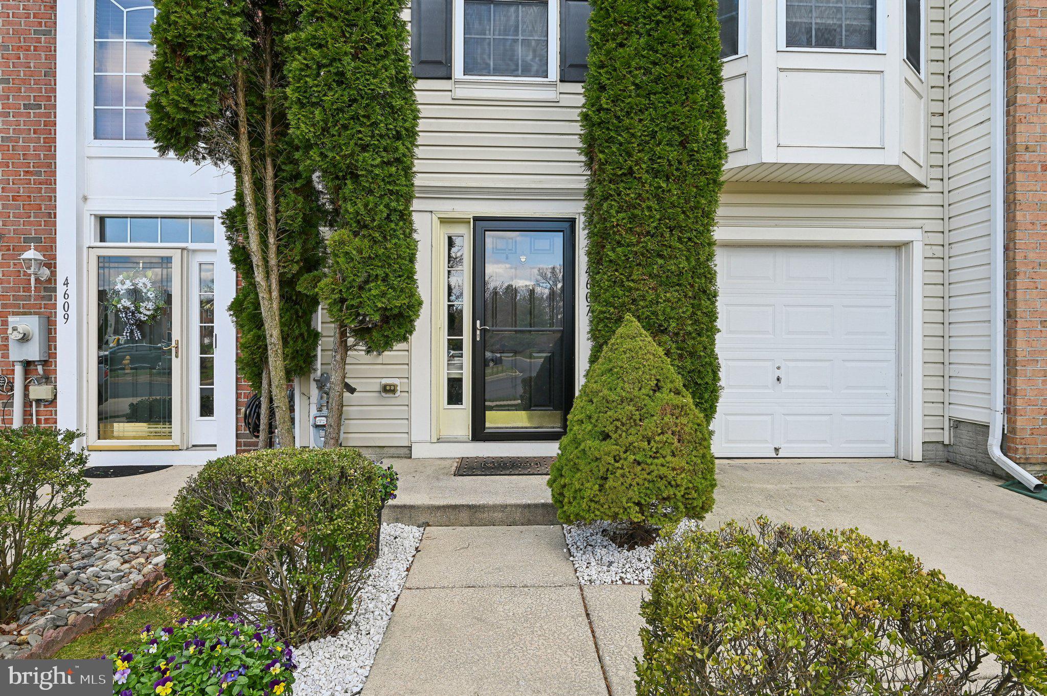 EAGLES LANDING AT WATERS EDGE - Residential