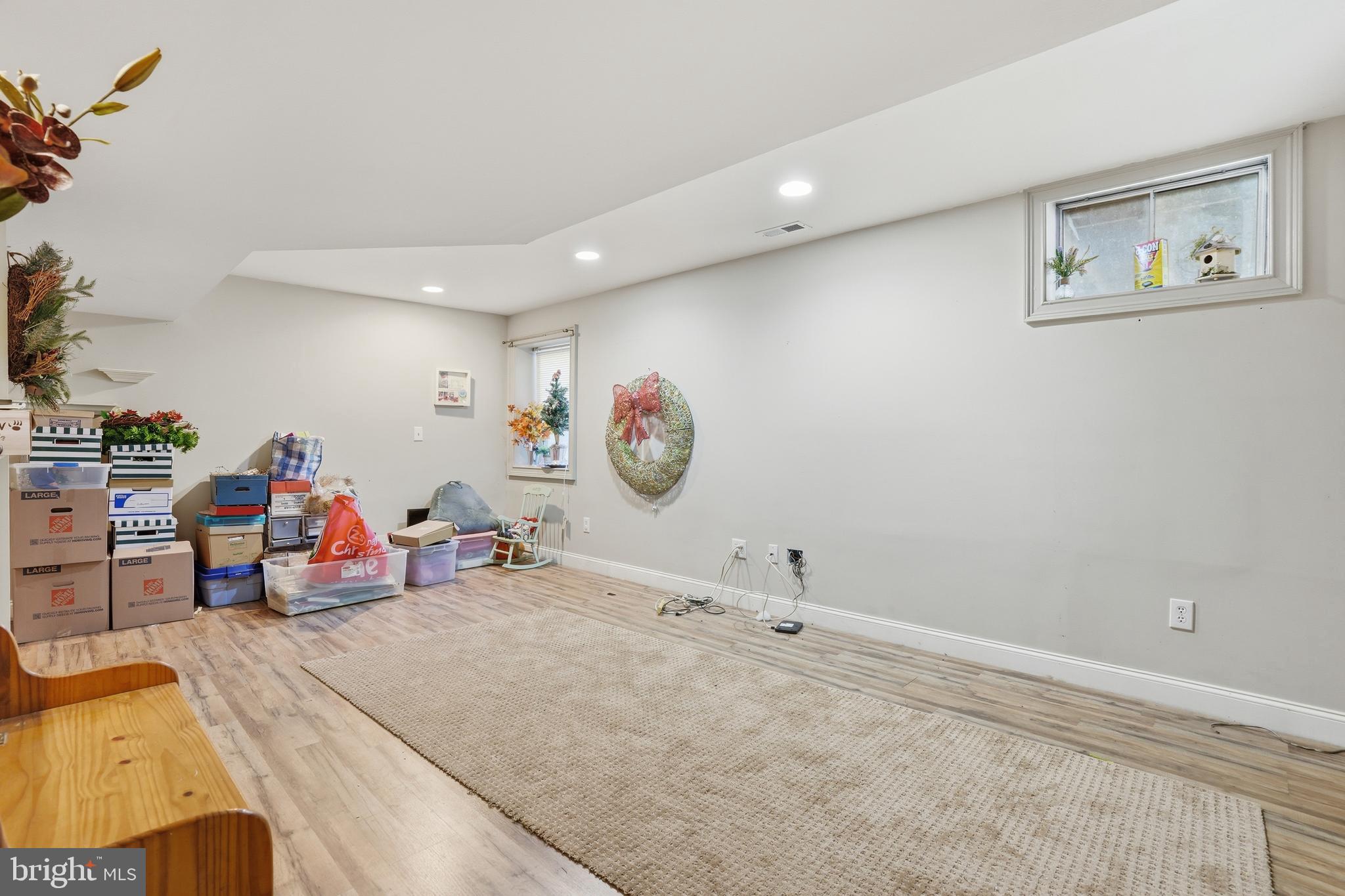 BANBURY CROSSING - Residential