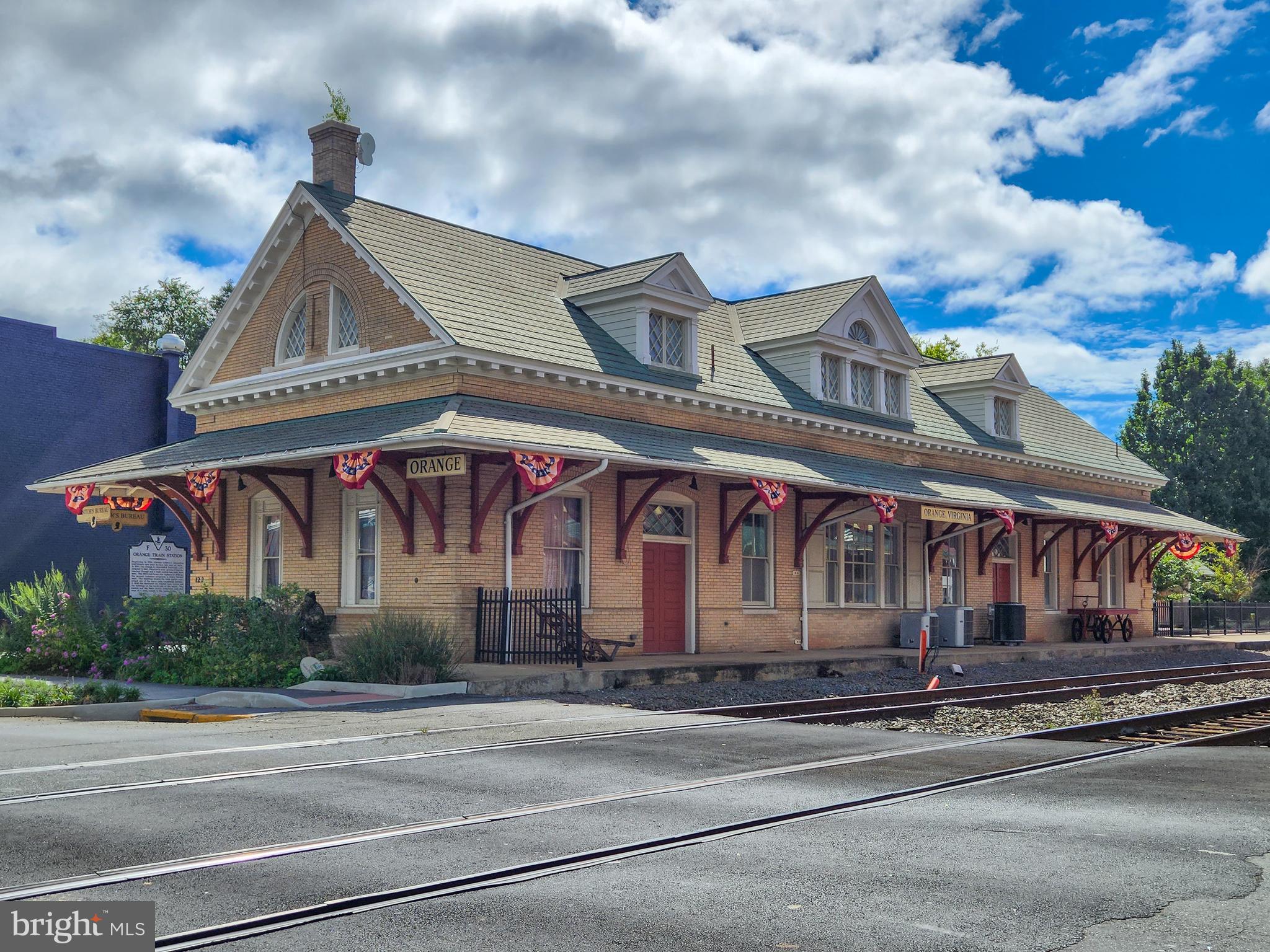 TOWN OF ORANGE - Residential