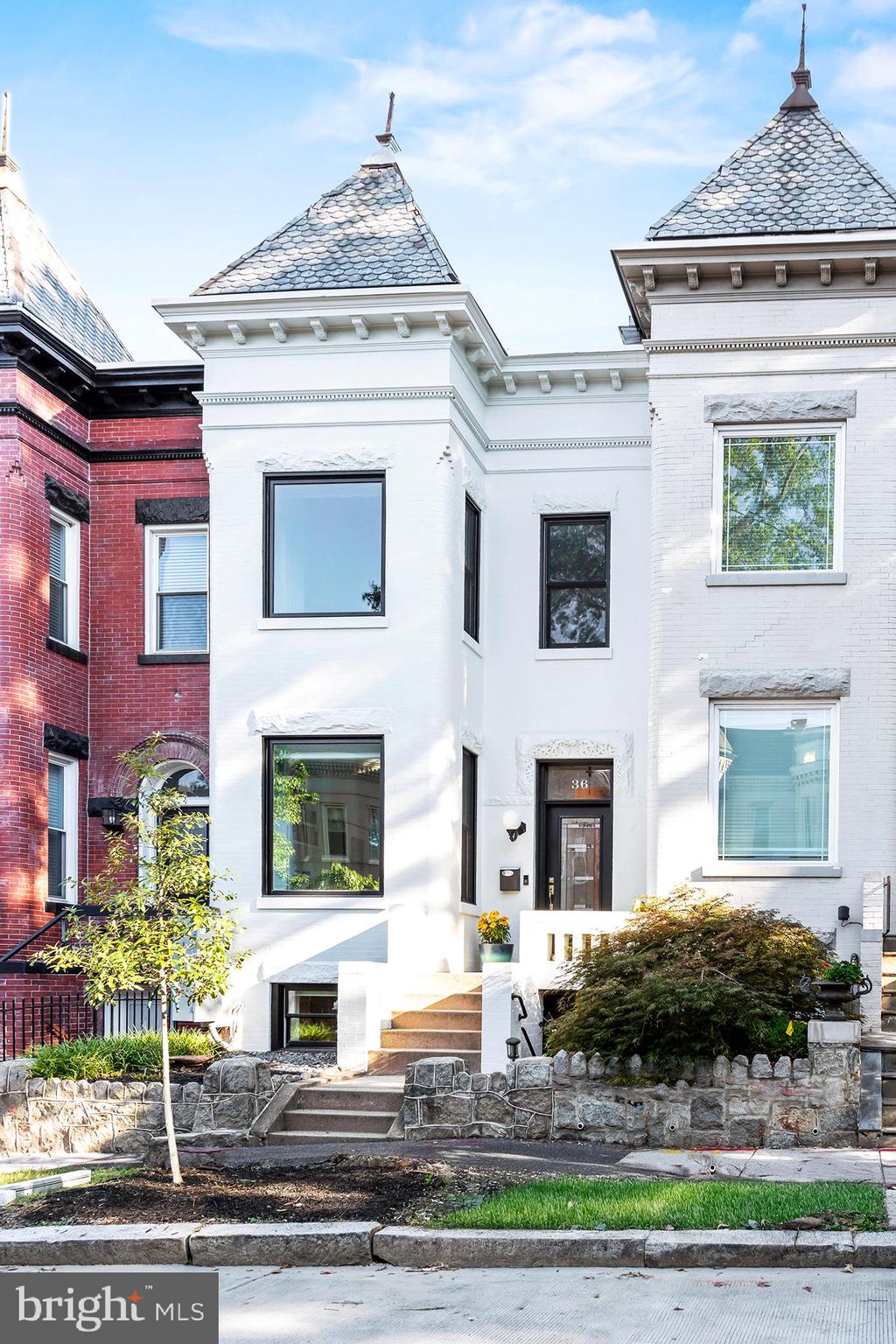 36 QUINCY PLACE NE