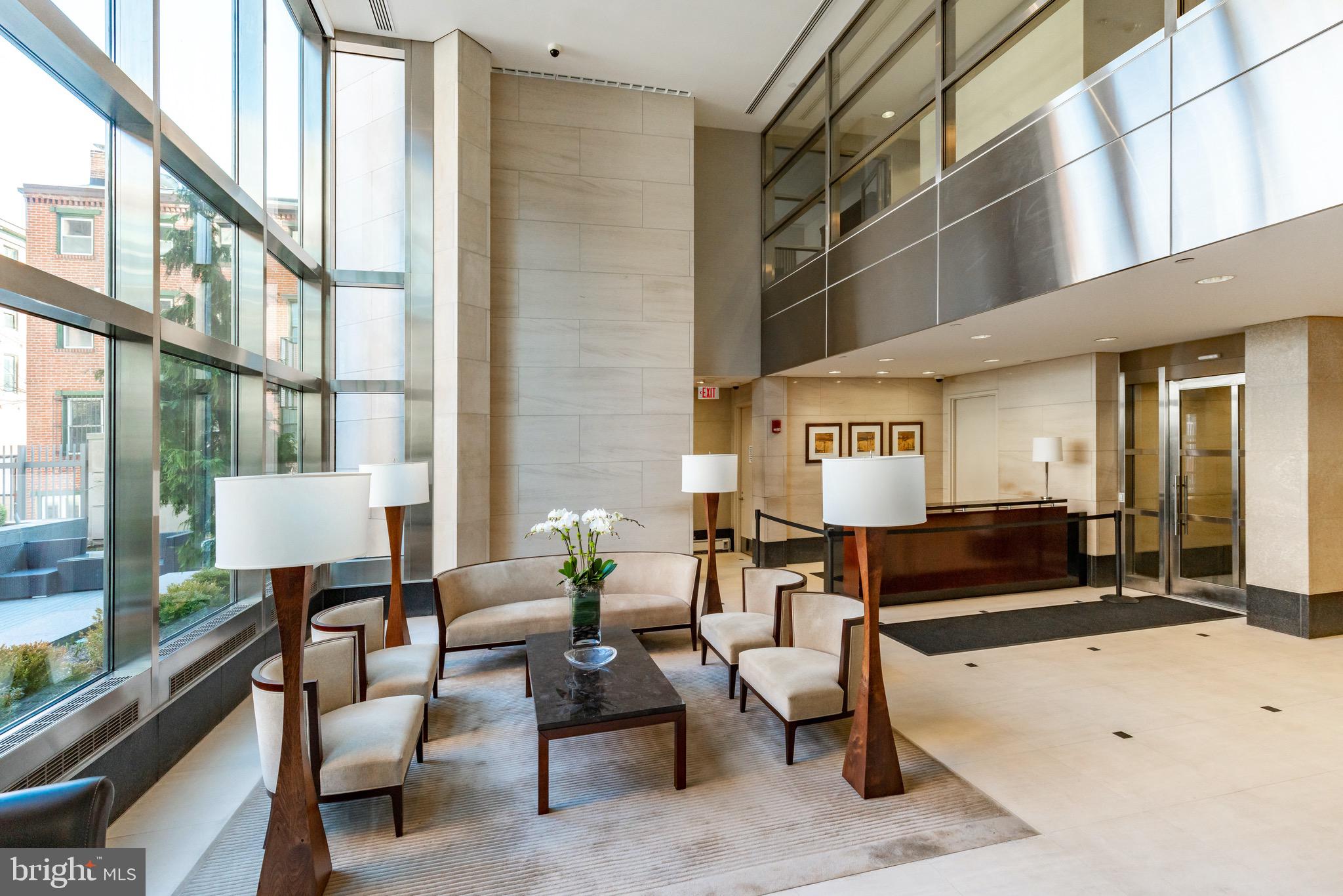 RITTENHOUSE SQUARE - Residential