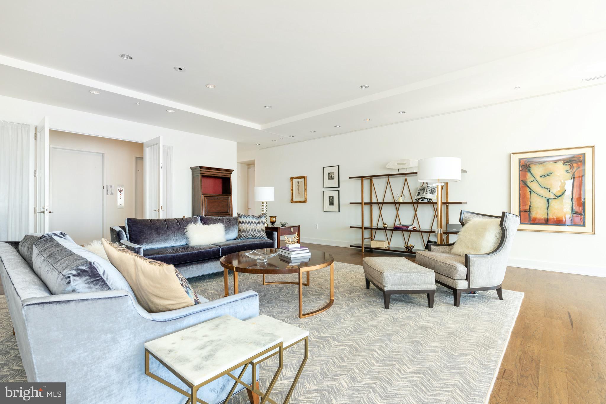 RITTENHOUSE SQUARE - Residential