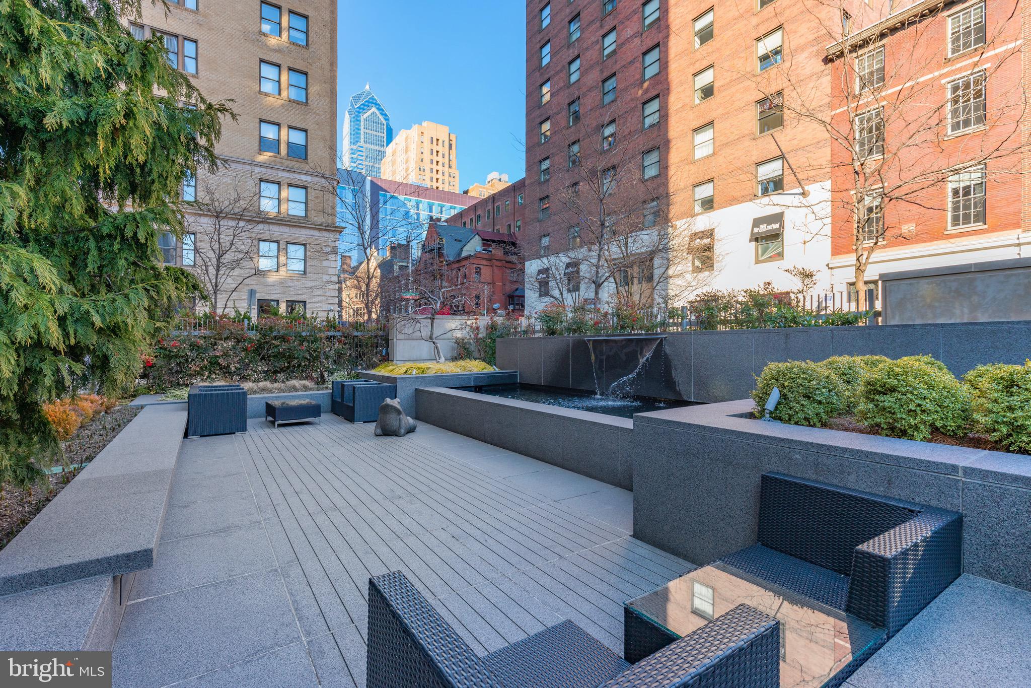 RITTENHOUSE SQUARE - Residential