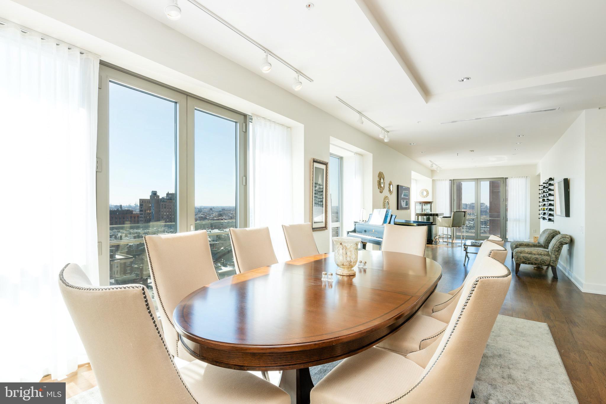 RITTENHOUSE SQUARE - Residential