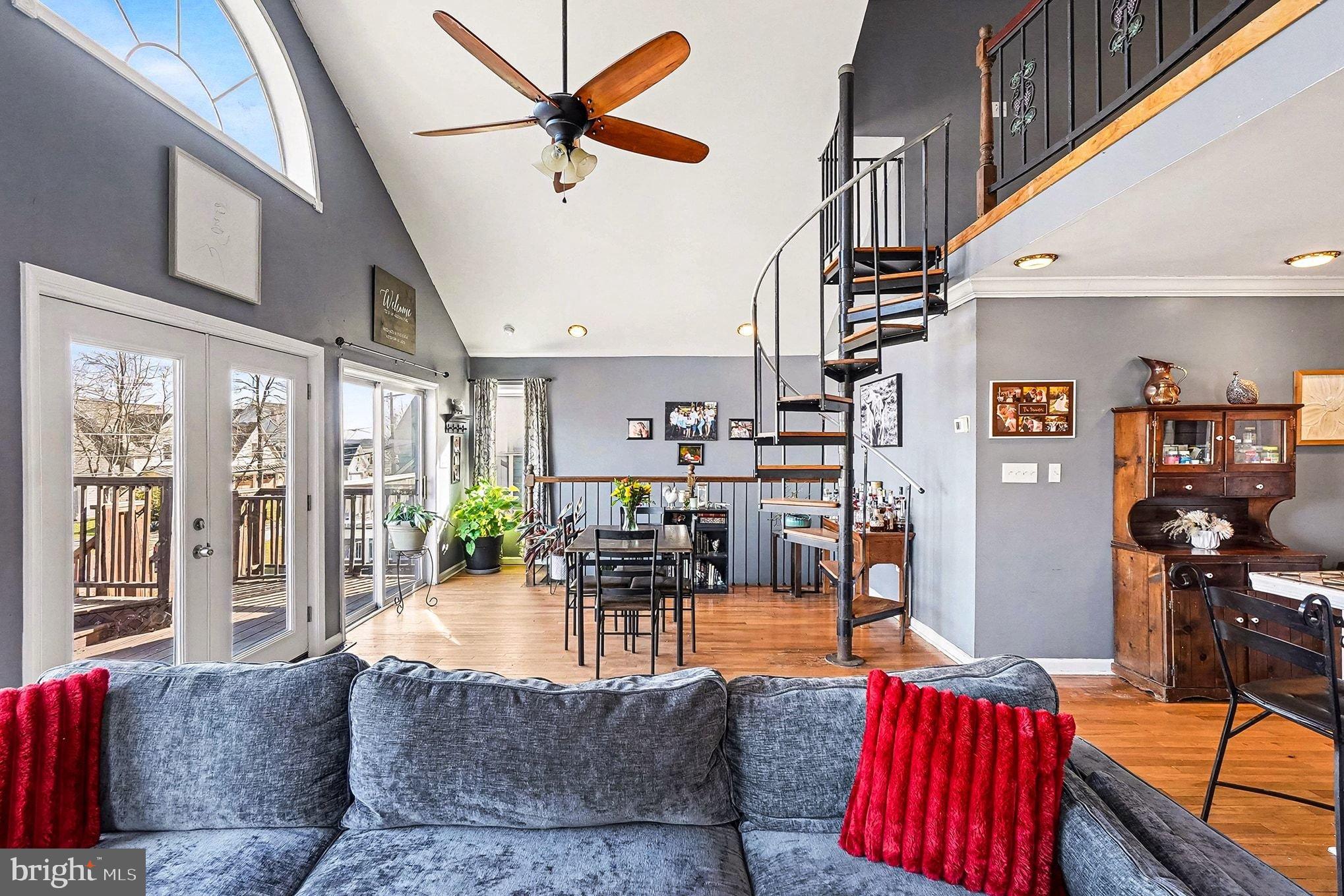 CARPENTERS POINT - Residential