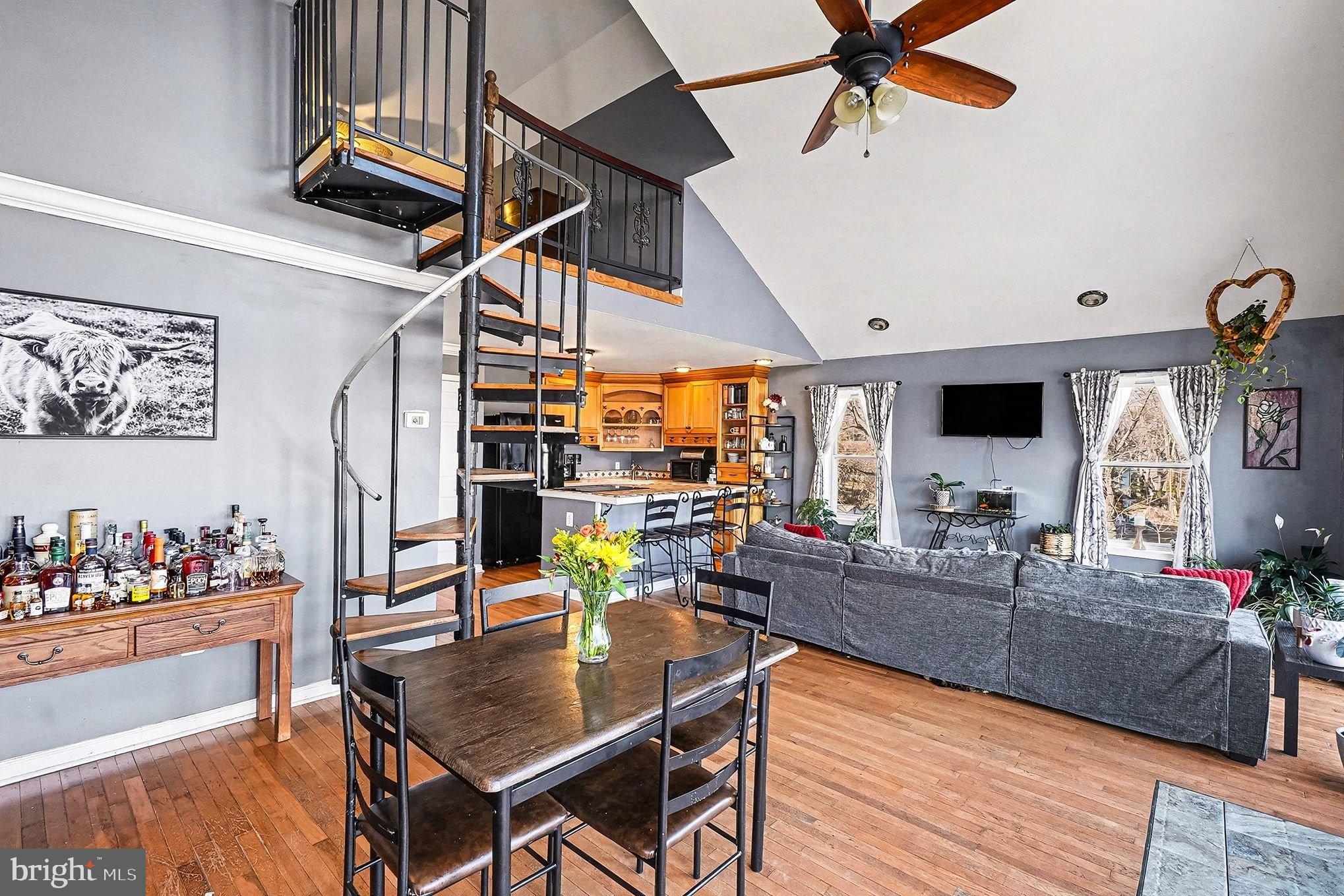 CARPENTERS POINT - Residential