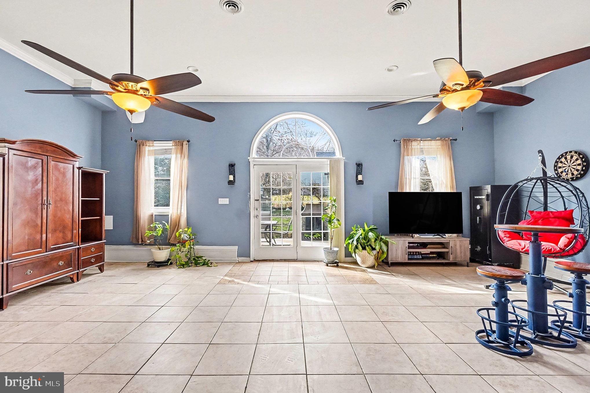 CARPENTERS POINT - Residential