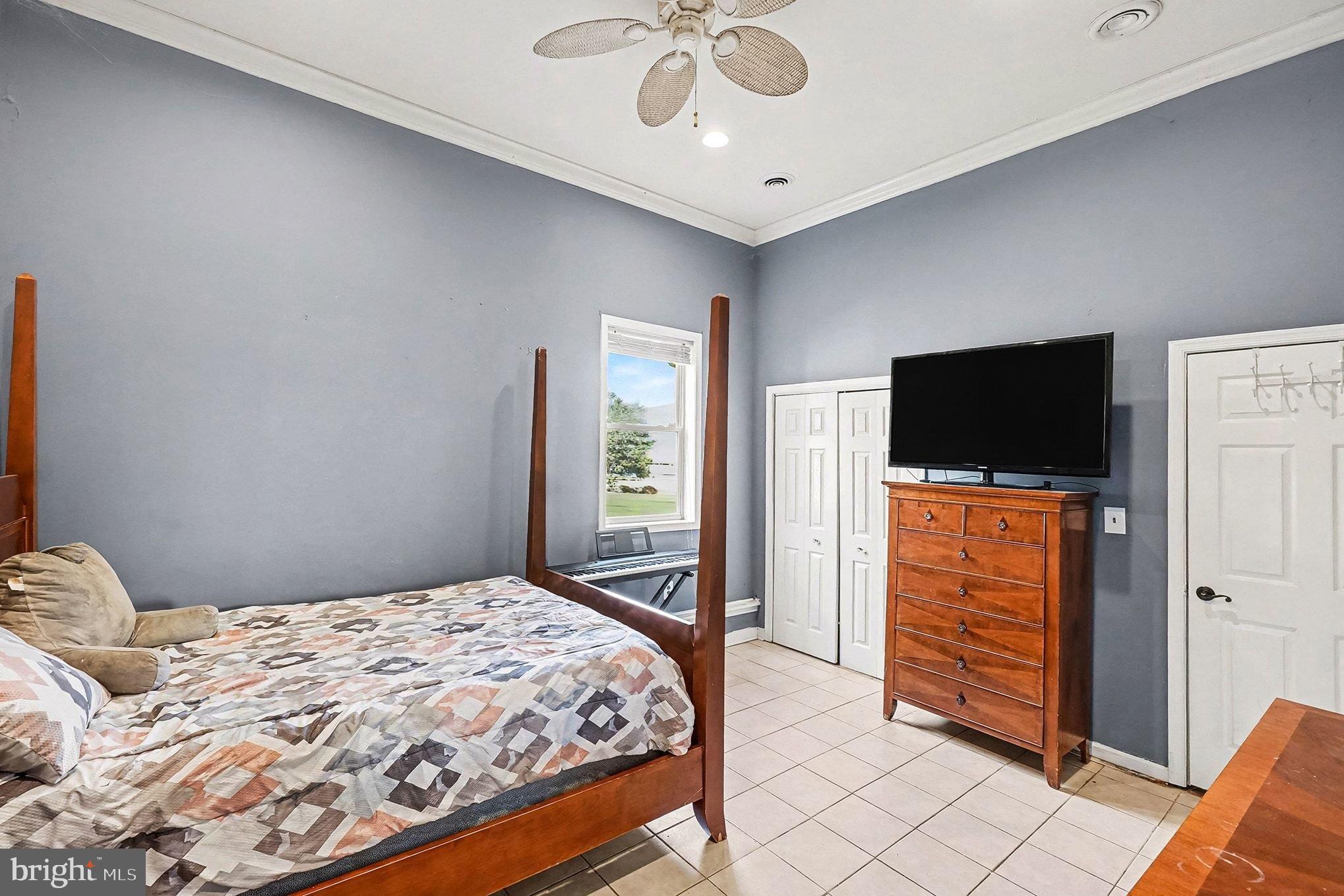 CARPENTERS POINT - Residential