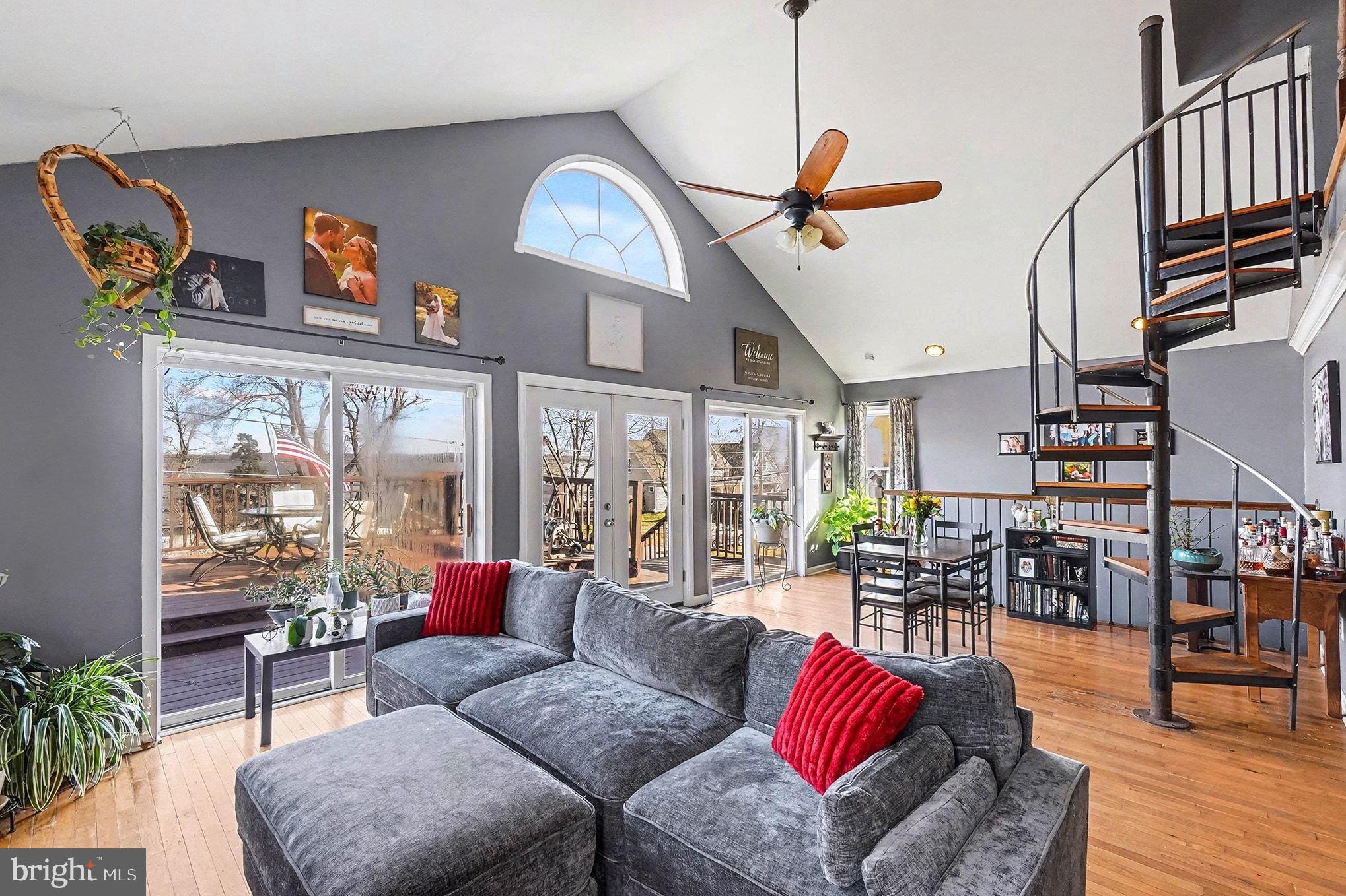 CARPENTERS POINT - Residential