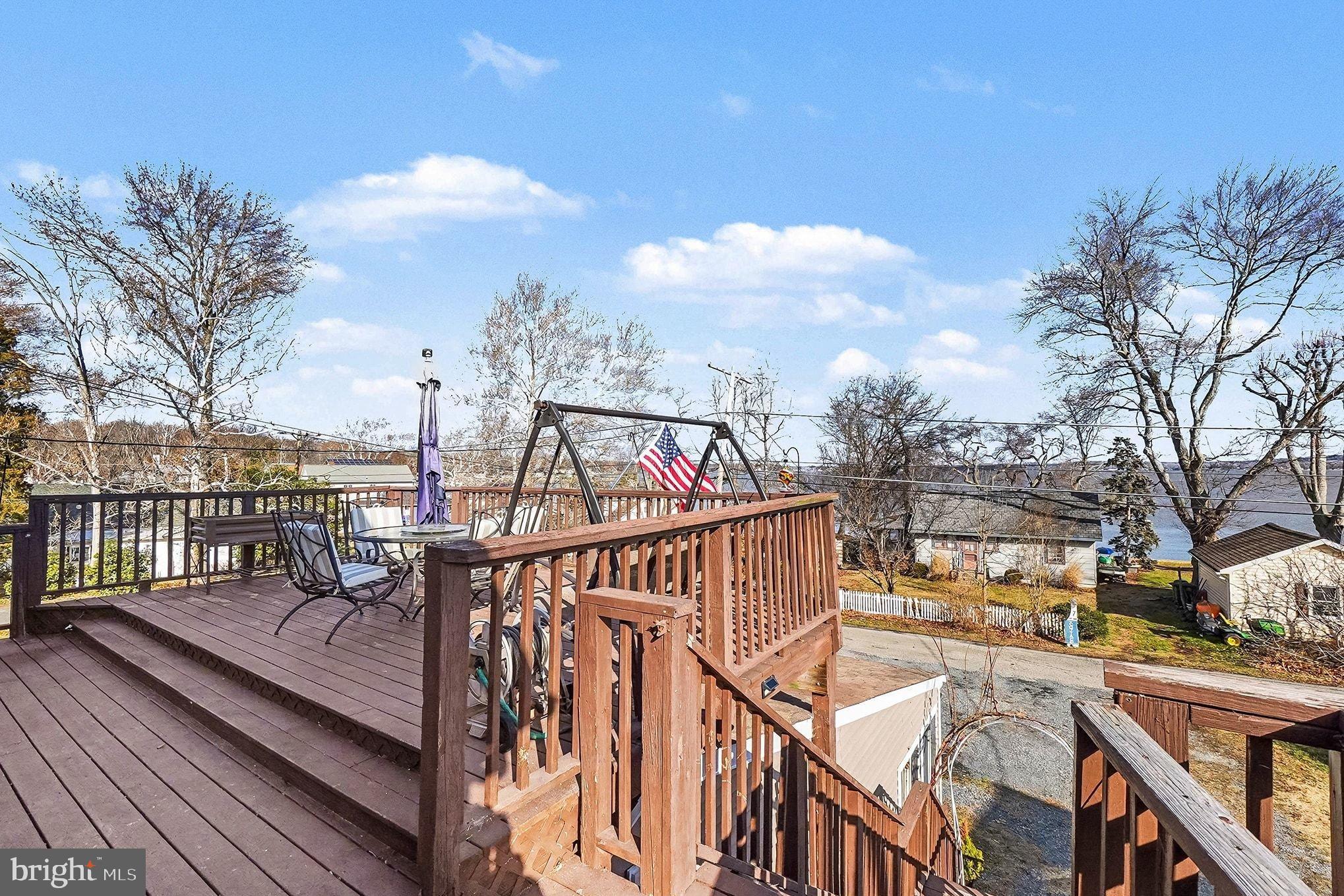 CARPENTERS POINT - Residential