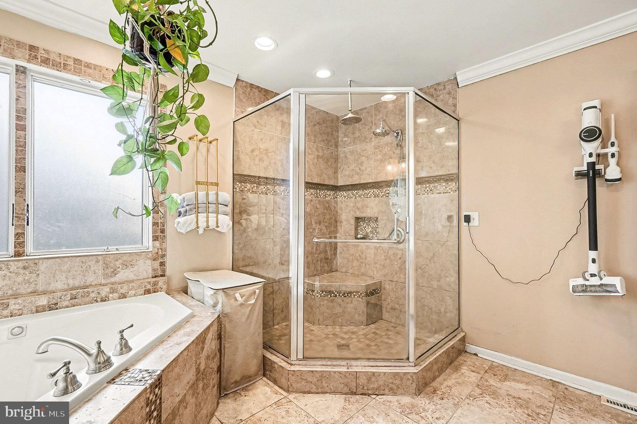 CARPENTERS POINT - Residential