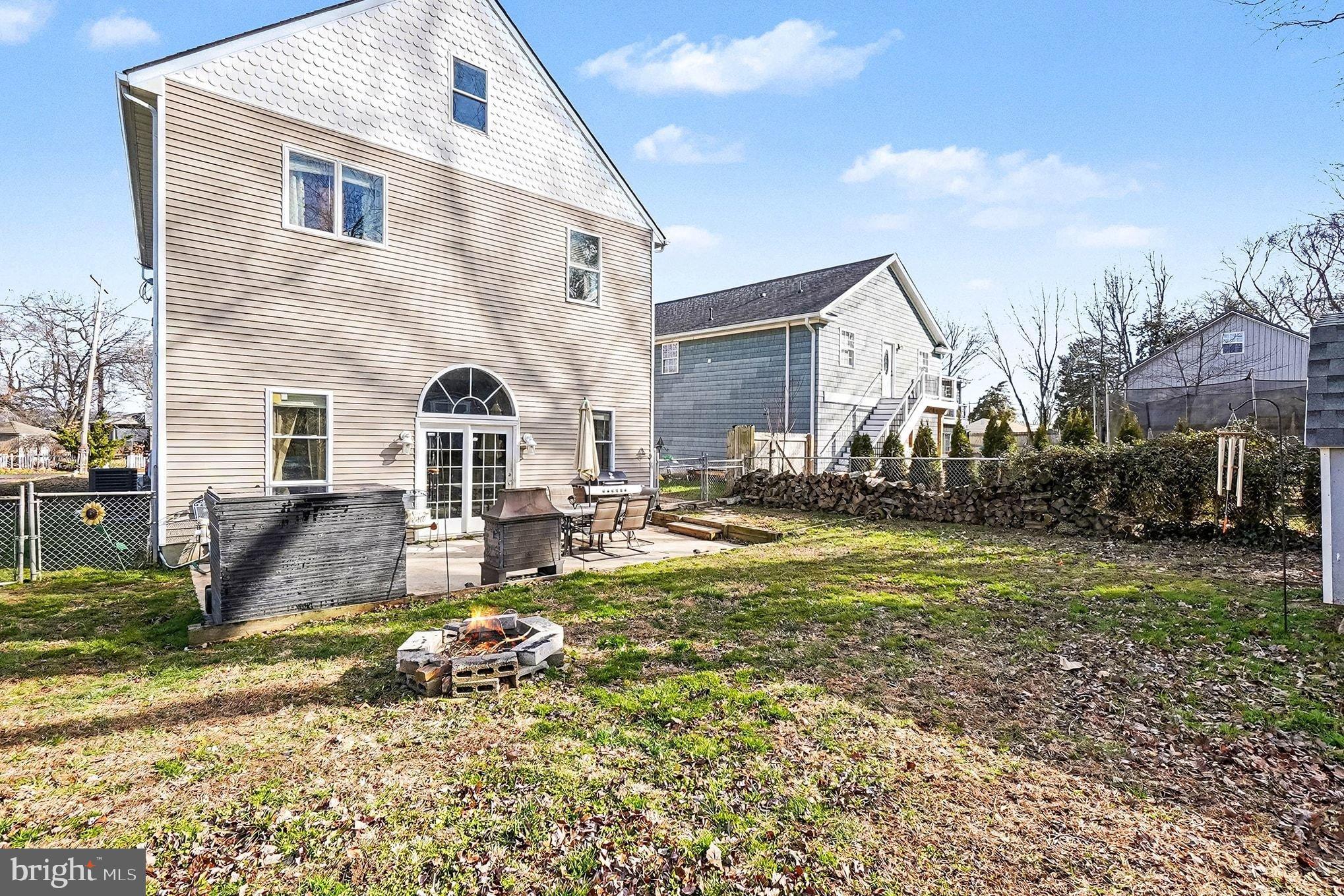 CARPENTERS POINT - Residential