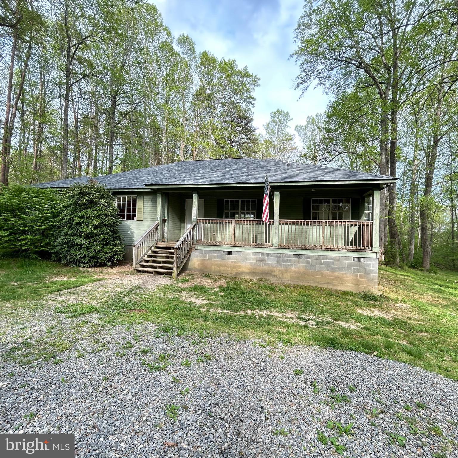 ANDREWS TAVERN - Residential