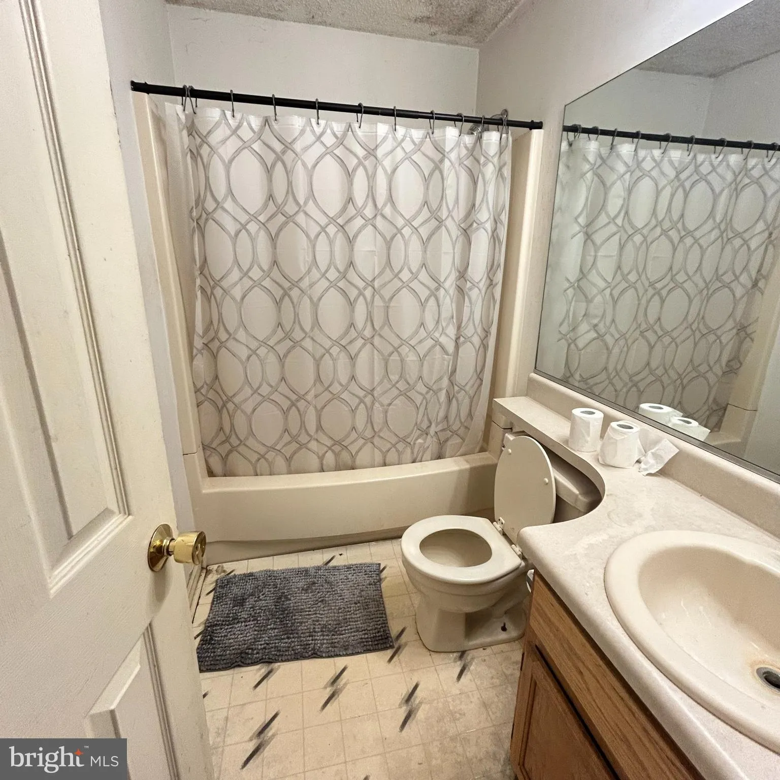 Spotsylvania, Virginia 22551, United States, 3 Bedrooms Bedrooms, ,2 BathroomsBathrooms,Residential,Pending,115654