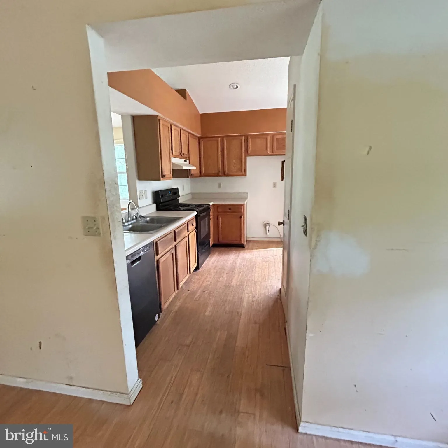 Spotsylvania, Virginia 22551, United States, 3 Bedrooms Bedrooms, ,2 BathroomsBathrooms,Residential,Pending,115654