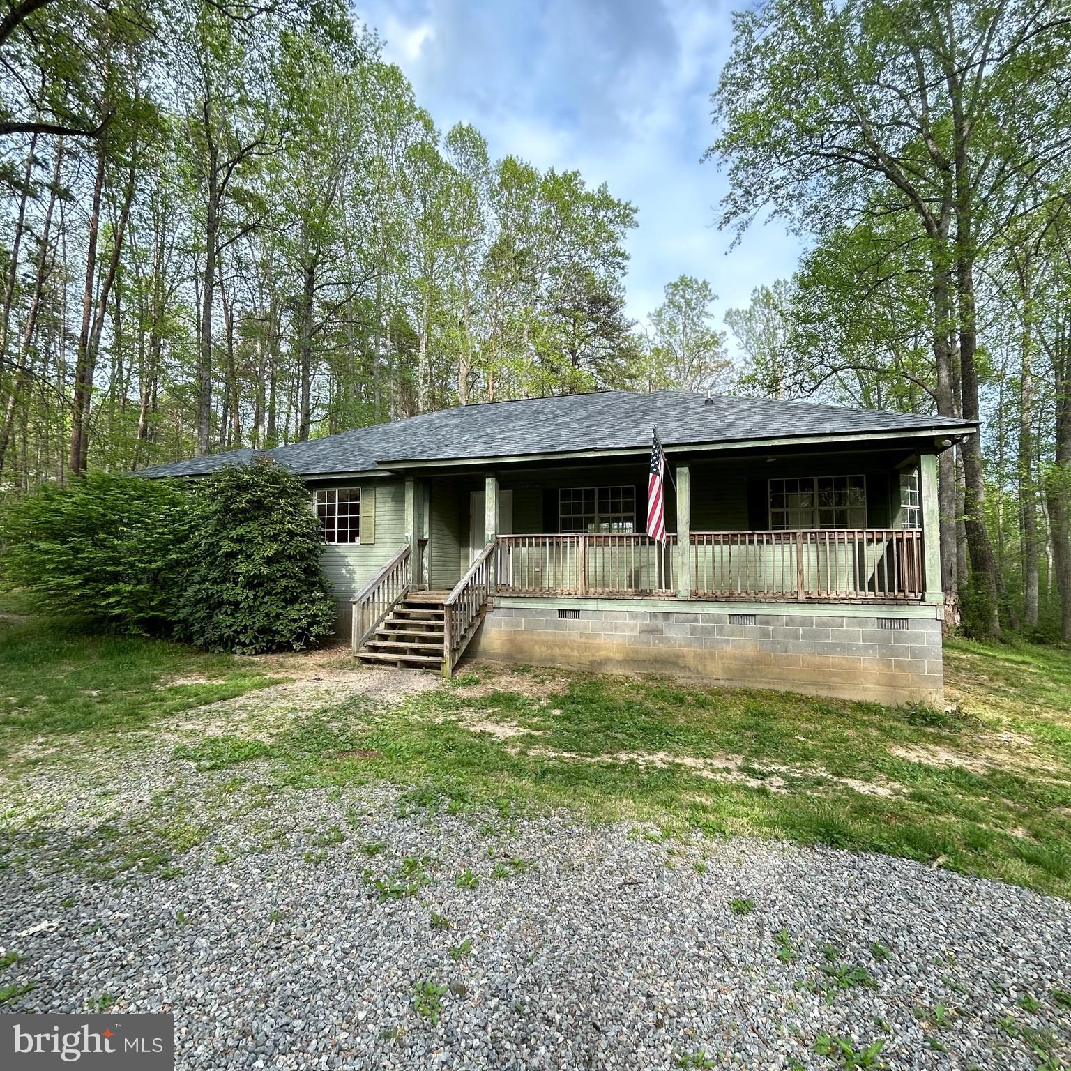 ANDREWS TAVERN - Residential