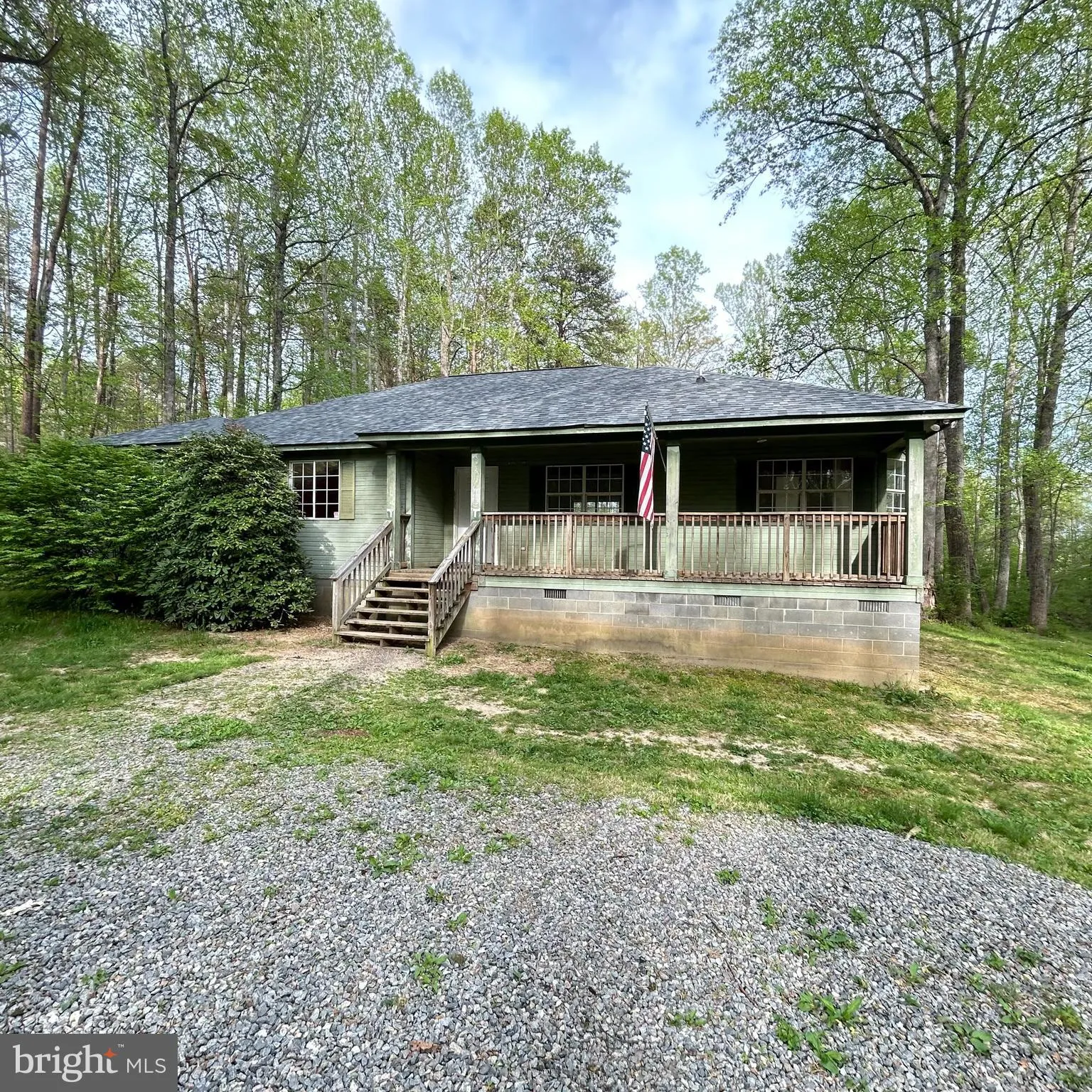 Spotsylvania, Virginia 22551, United States, 3 Bedrooms Bedrooms, ,2 BathroomsBathrooms,Residential,Pending,115654