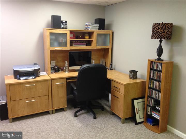 CANTERBURY WOODS - Residential Lease