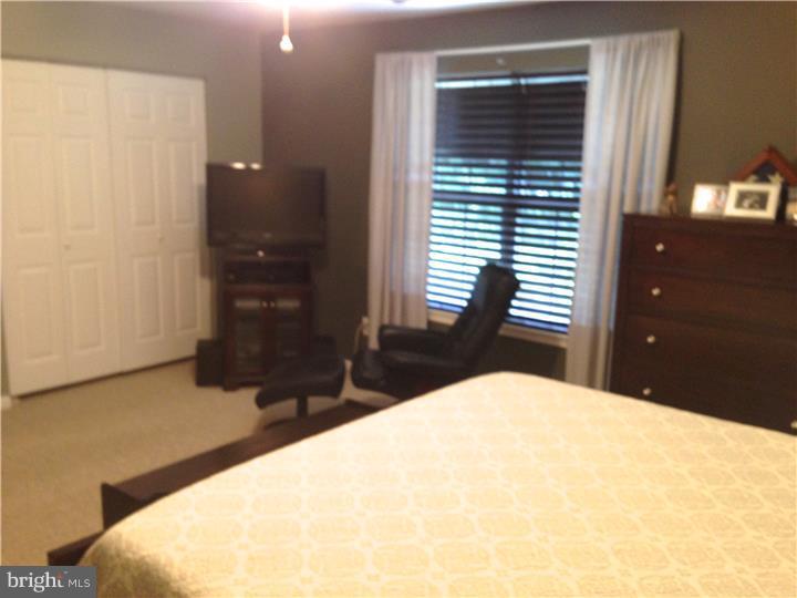 CANTERBURY WOODS - Residential Lease