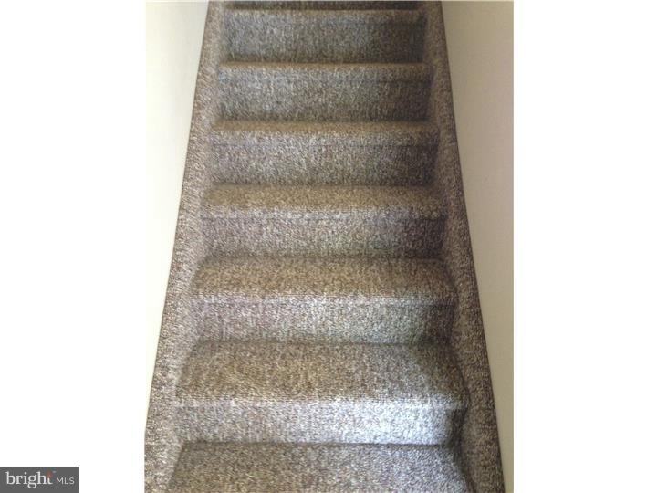 CANTERBURY WOODS - Residential Lease