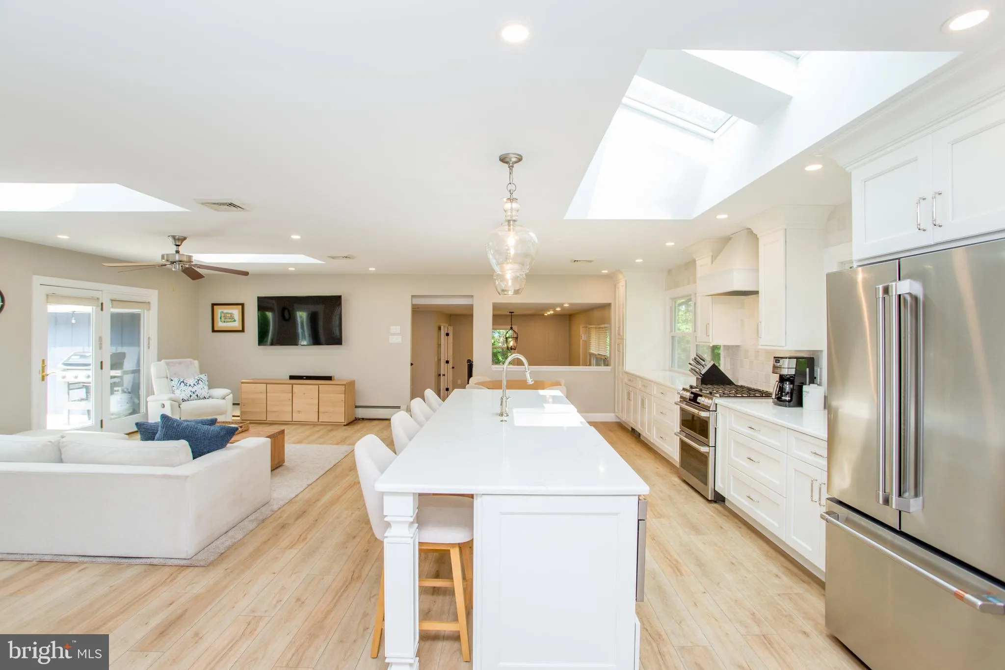 Doylestown, Pennsylvania 18901, United States, 3 Bedrooms Bedrooms, ,3 BathroomsBathrooms,Residential,Contingent,149637