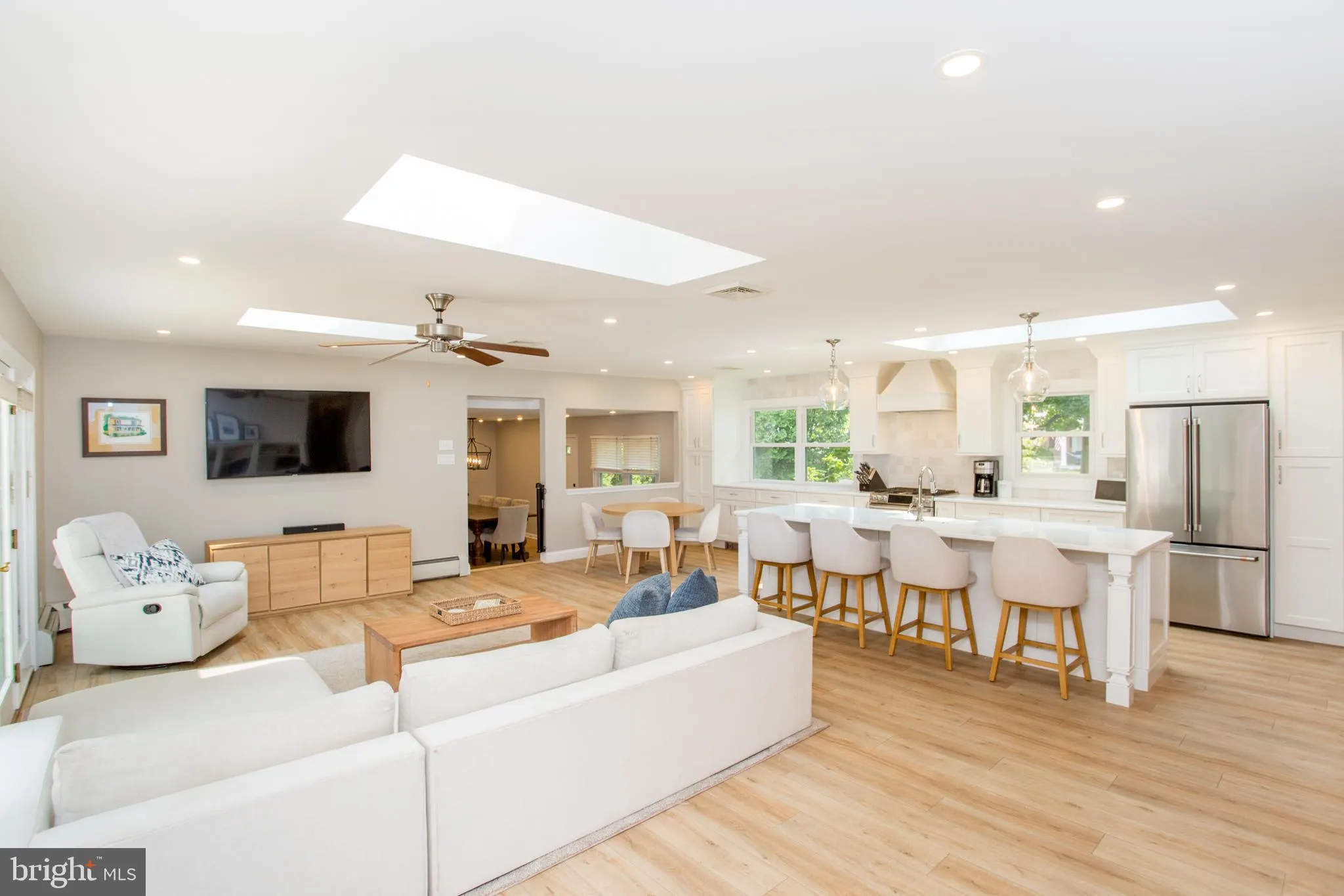 Doylestown, Pennsylvania 18901, United States, 3 Bedrooms Bedrooms, ,3 BathroomsBathrooms,Residential,Contingent,149637