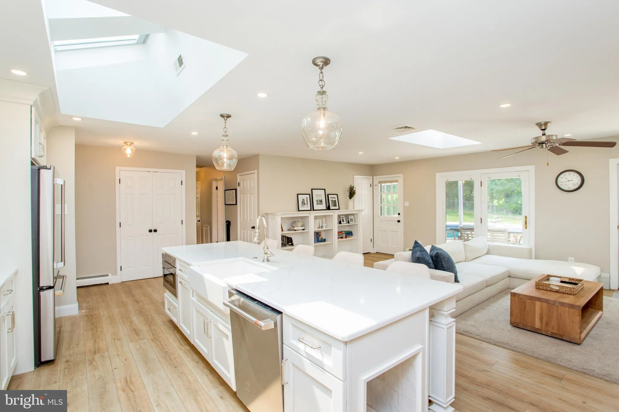 Doylestown, Pennsylvania 18901, United States, 3 Bedrooms Bedrooms, ,3 BathroomsBathrooms,Residential,Contingent,149637