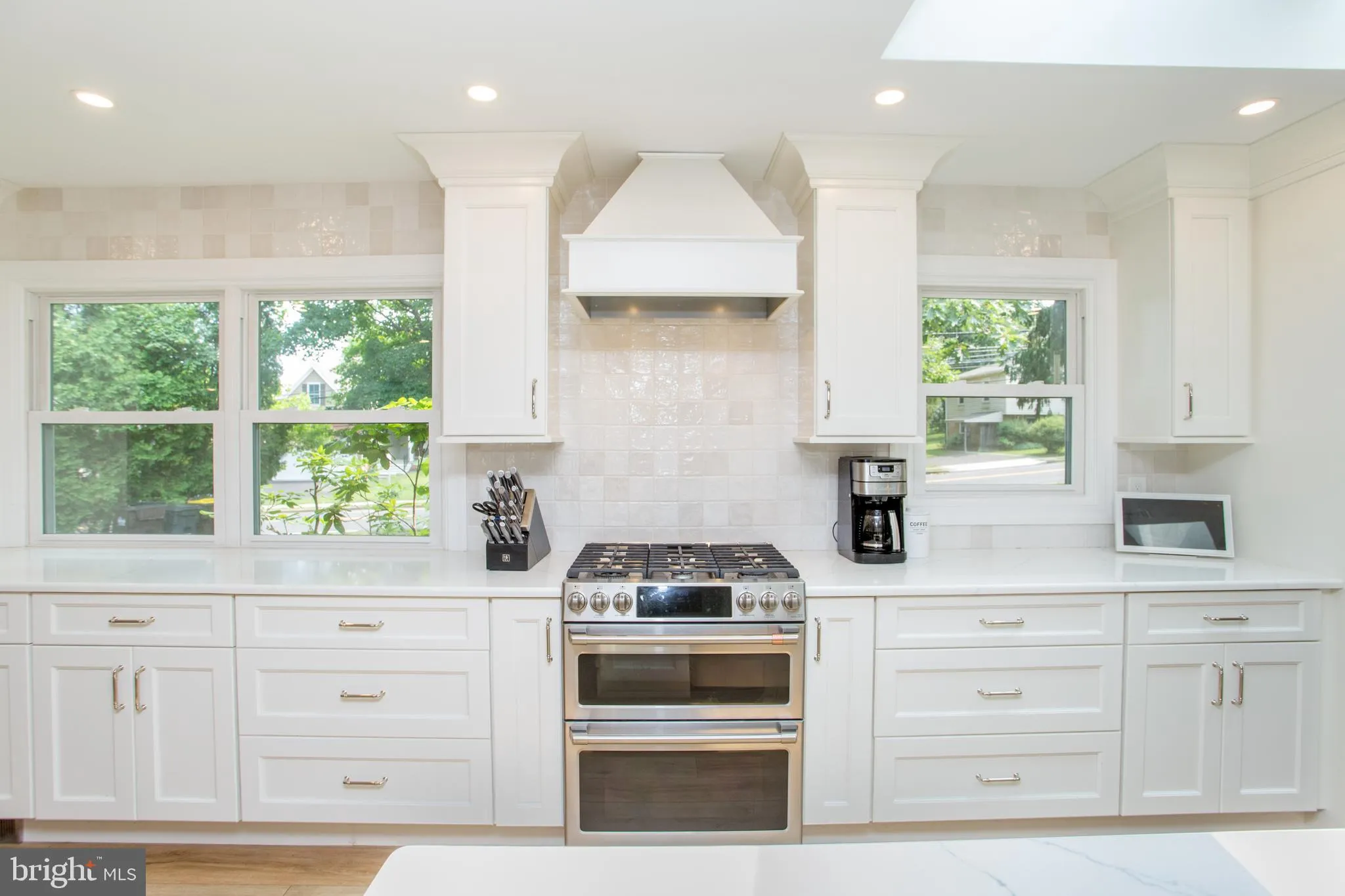 Doylestown, Pennsylvania 18901, United States, 3 Bedrooms Bedrooms, ,3 BathroomsBathrooms,Residential,Contingent,149637