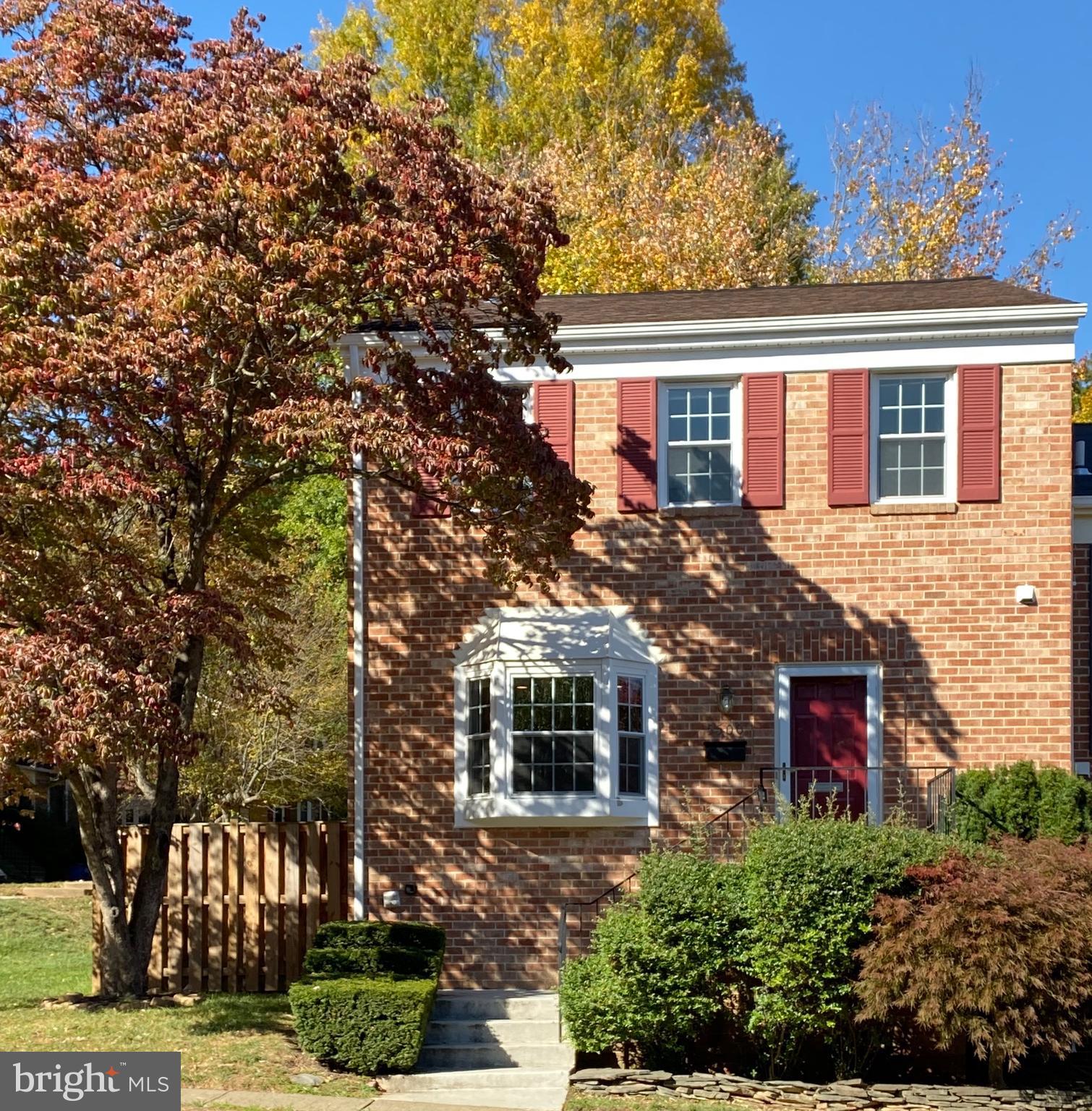 THE VILLAGE PARK - Residential Lease