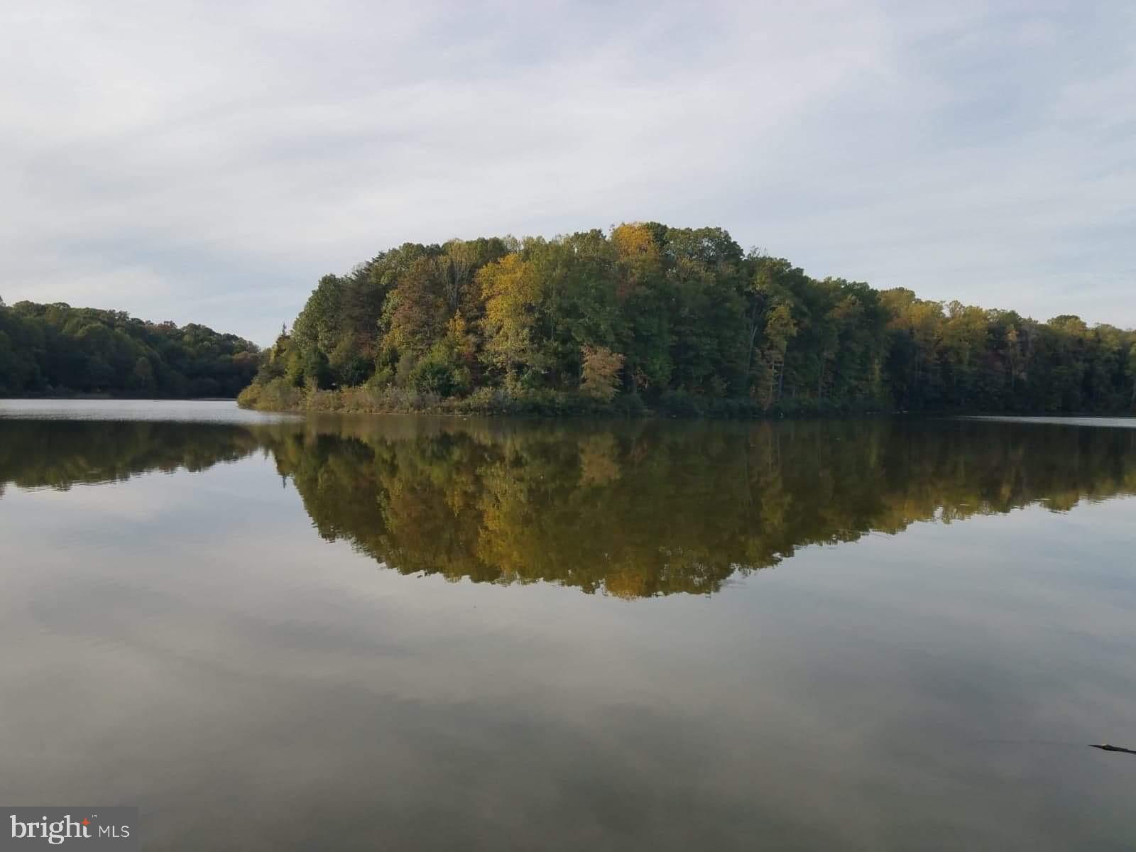 THE VILLAGE PARK - Residential Lease