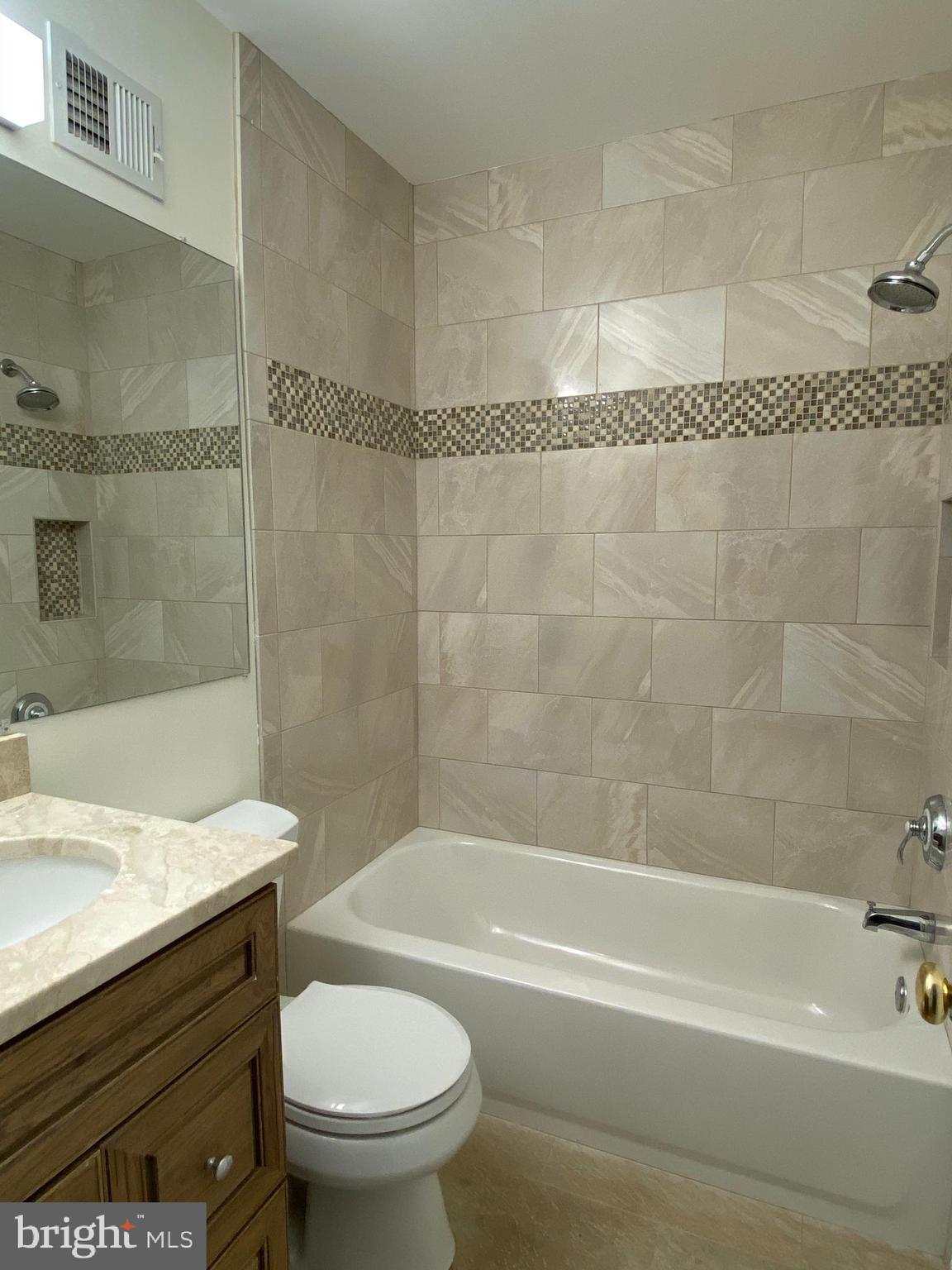 THE VILLAGE PARK - Residential Lease