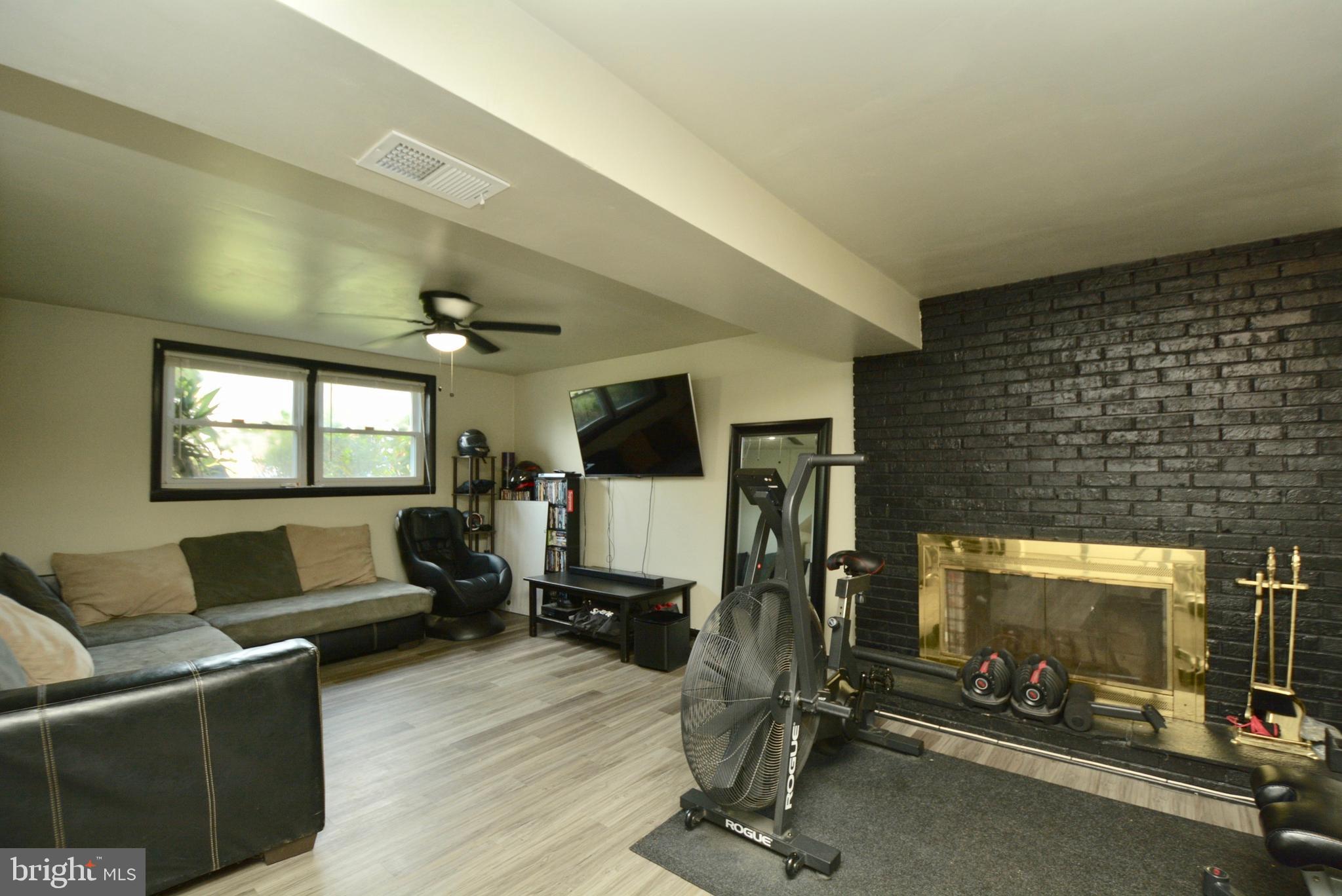 NORTH ROBLEE ACRES - Residential