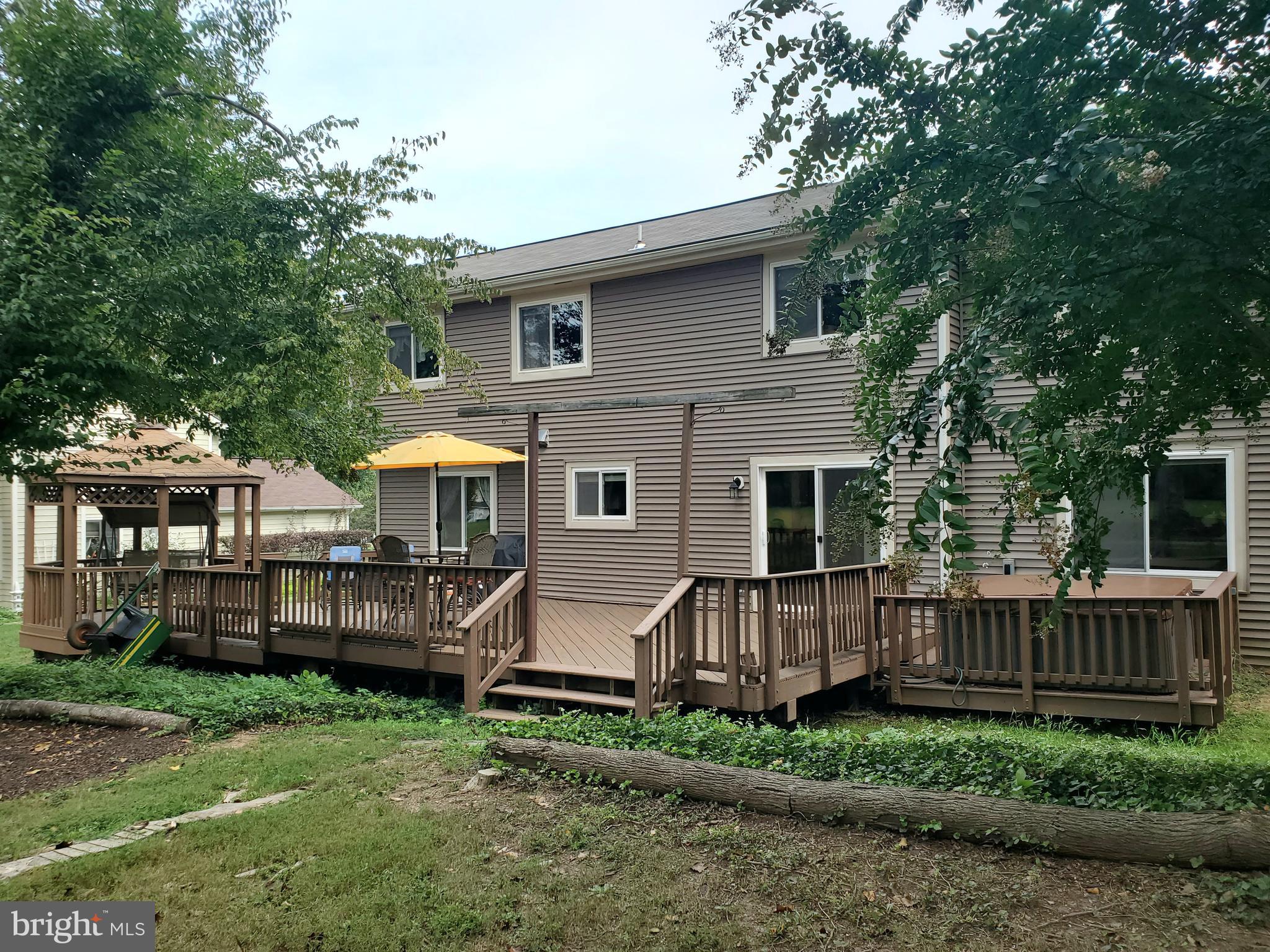 SEQUOIA ESTATES - Residential