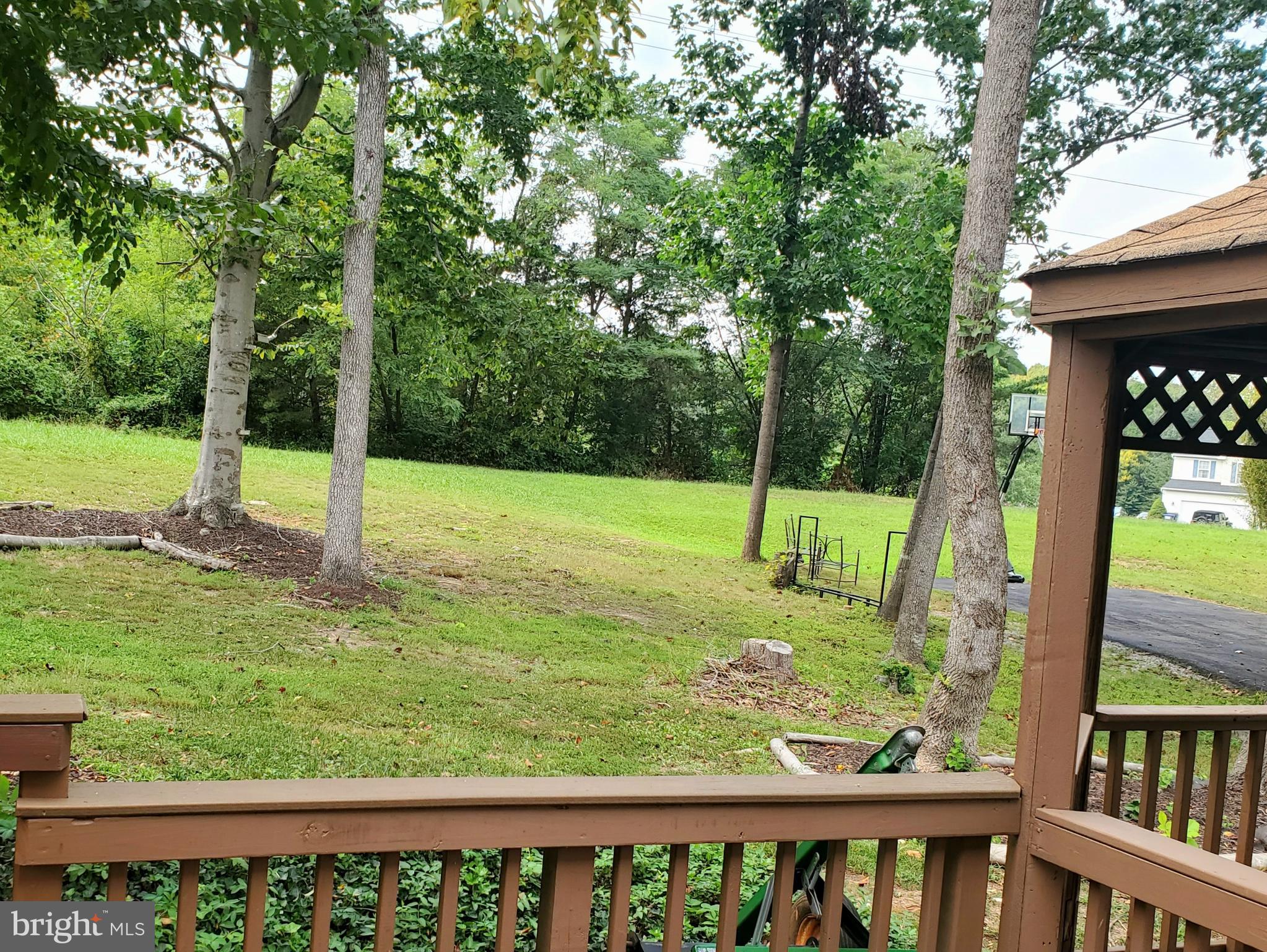 SEQUOIA ESTATES - Residential