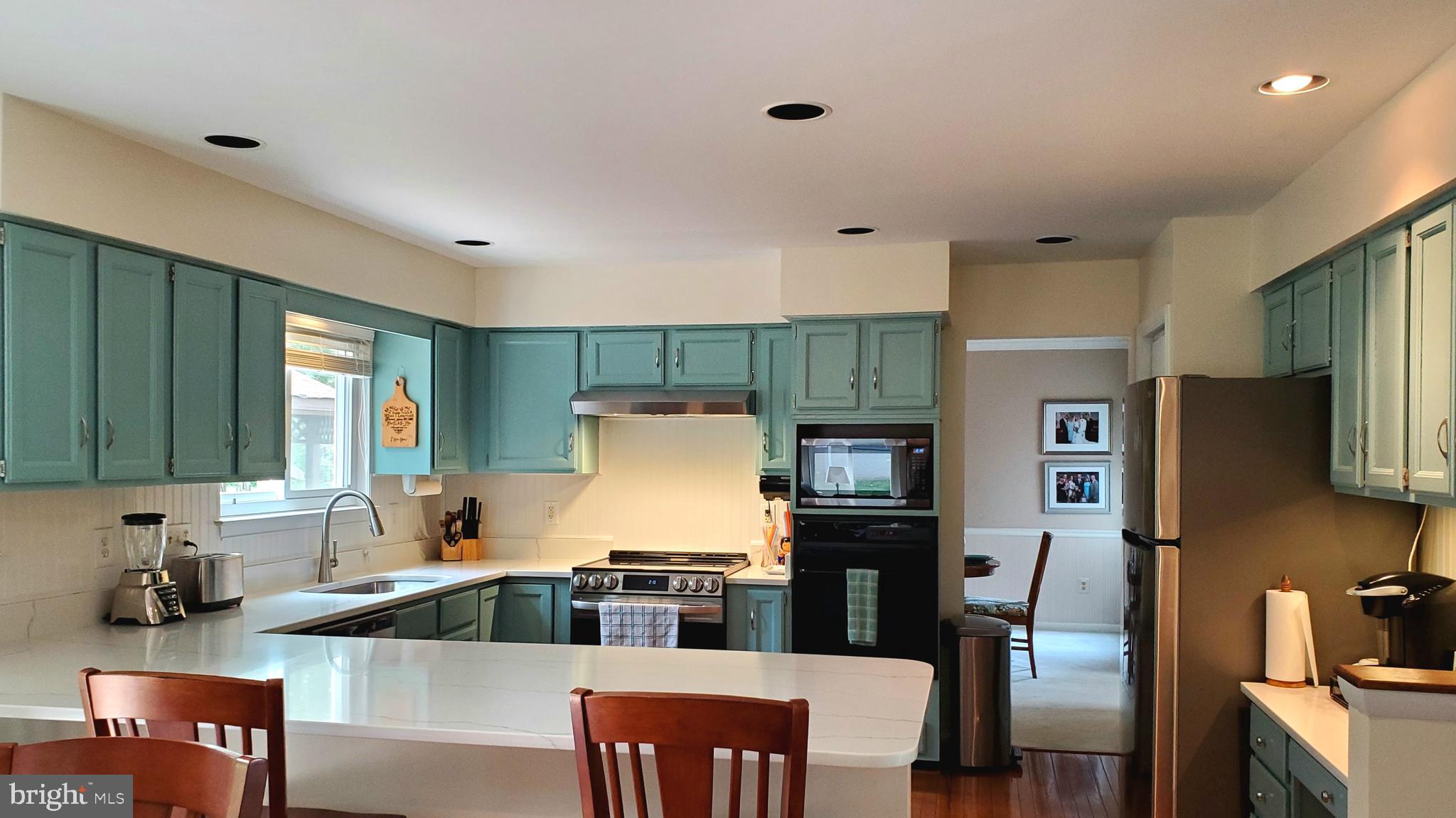 SEQUOIA ESTATES - Residential