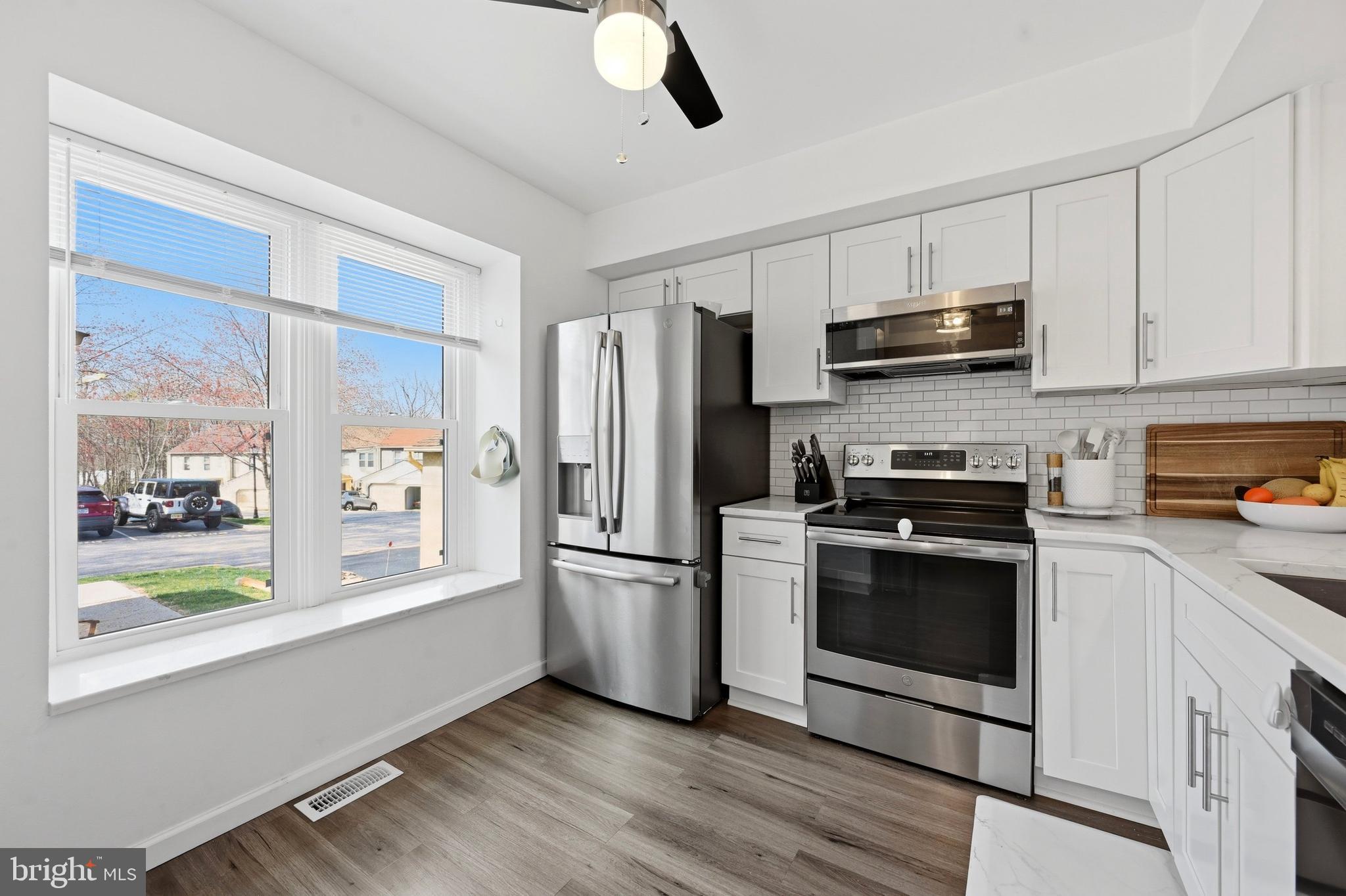 PENNELL PL - Residential