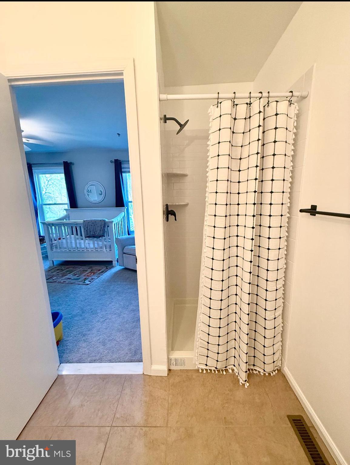 PENNELL PL - Residential