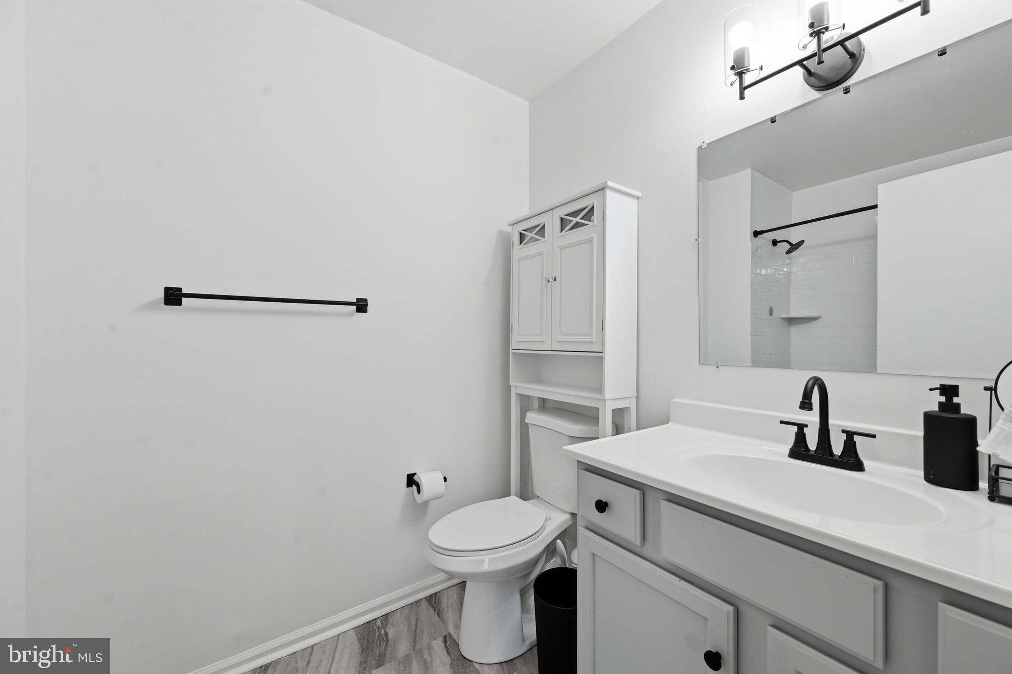 PENNELL PL - Residential