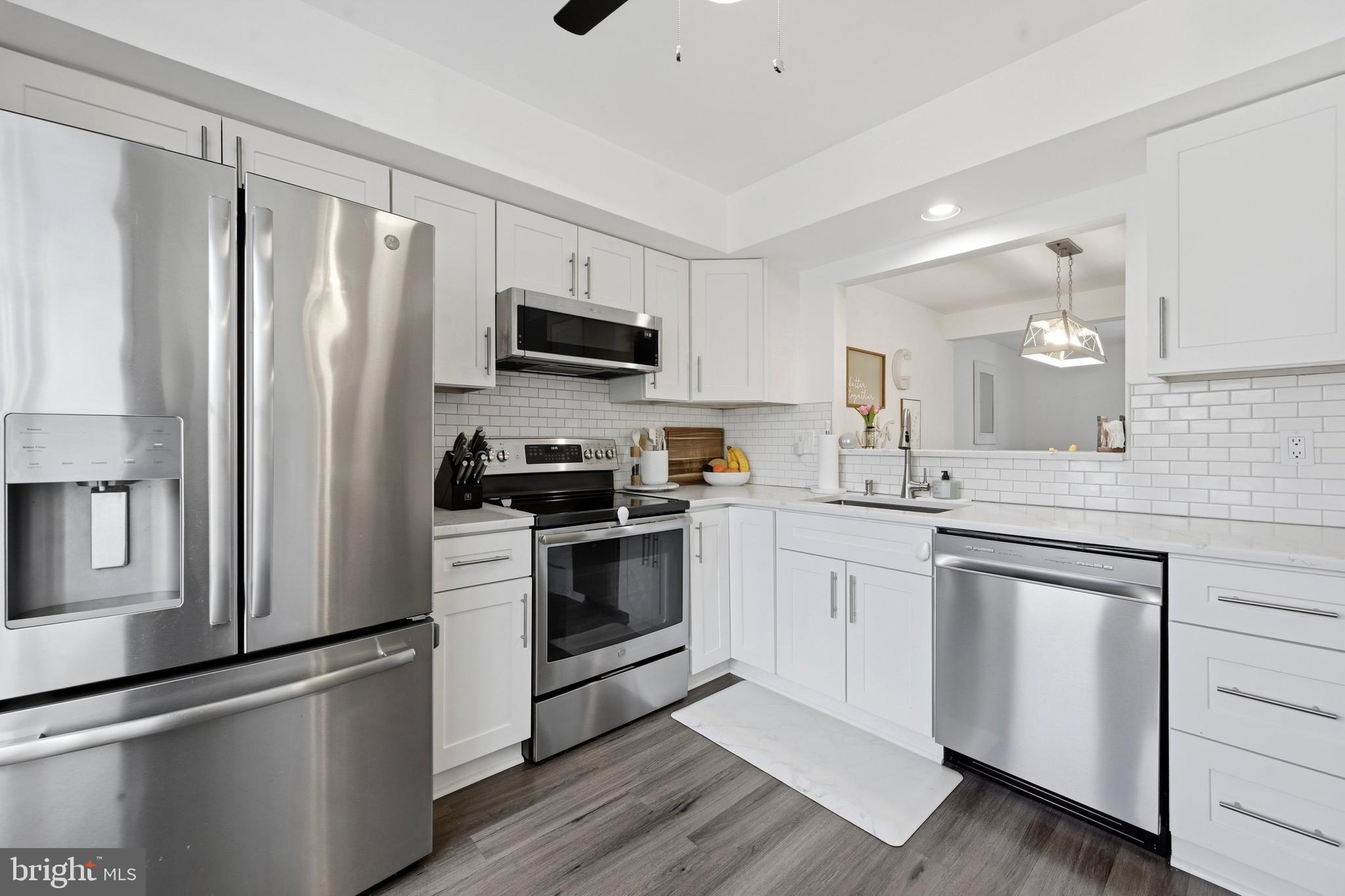 PENNELL PL - Residential