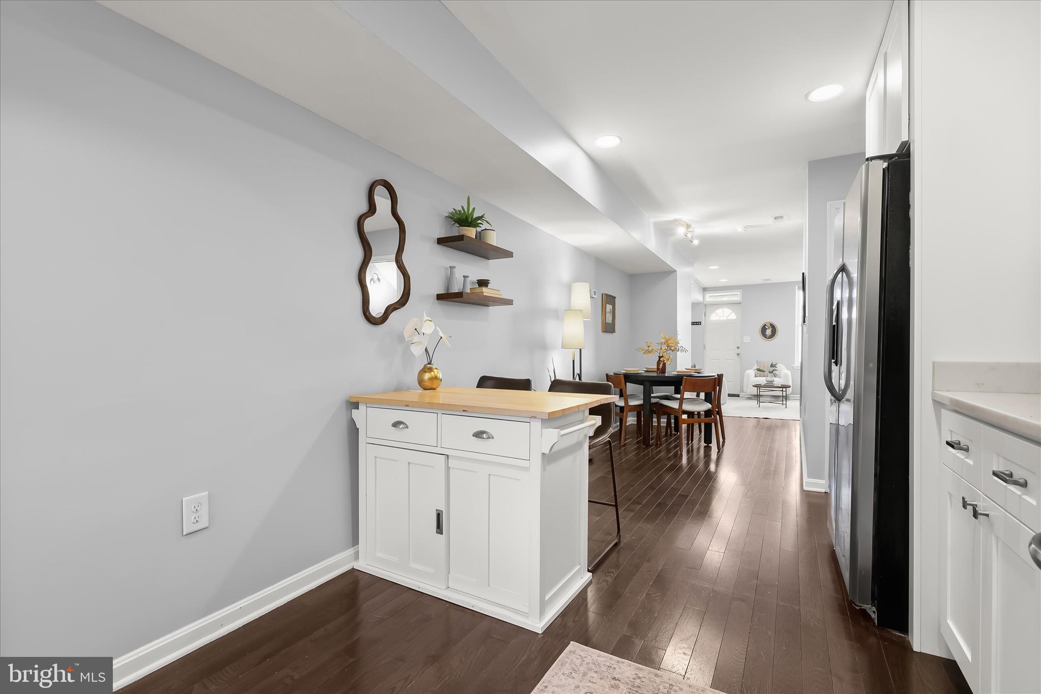 RIVERSIDE - Residential