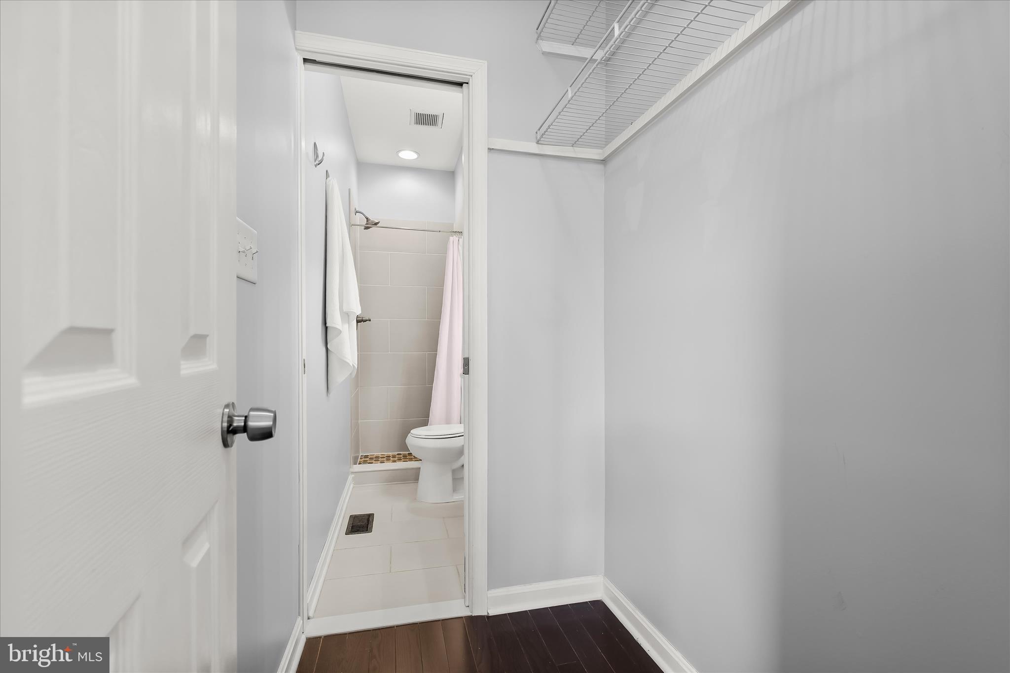 RIVERSIDE - Residential