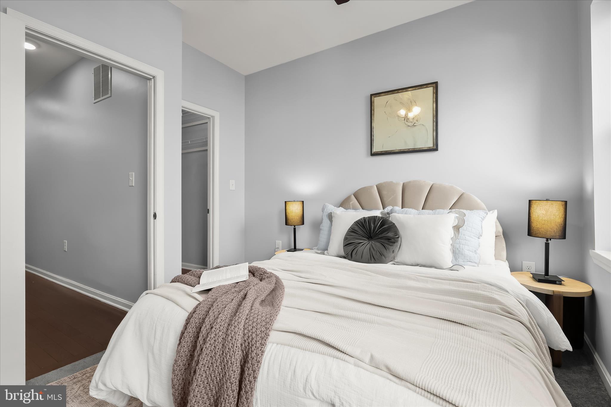 RIVERSIDE - Residential