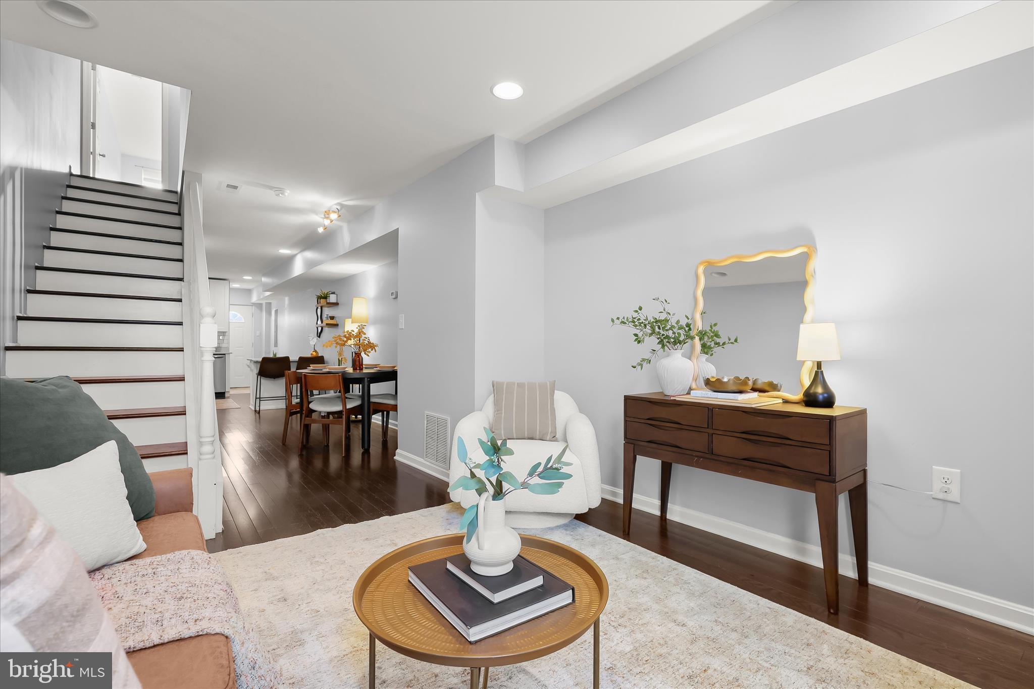 RIVERSIDE - Residential